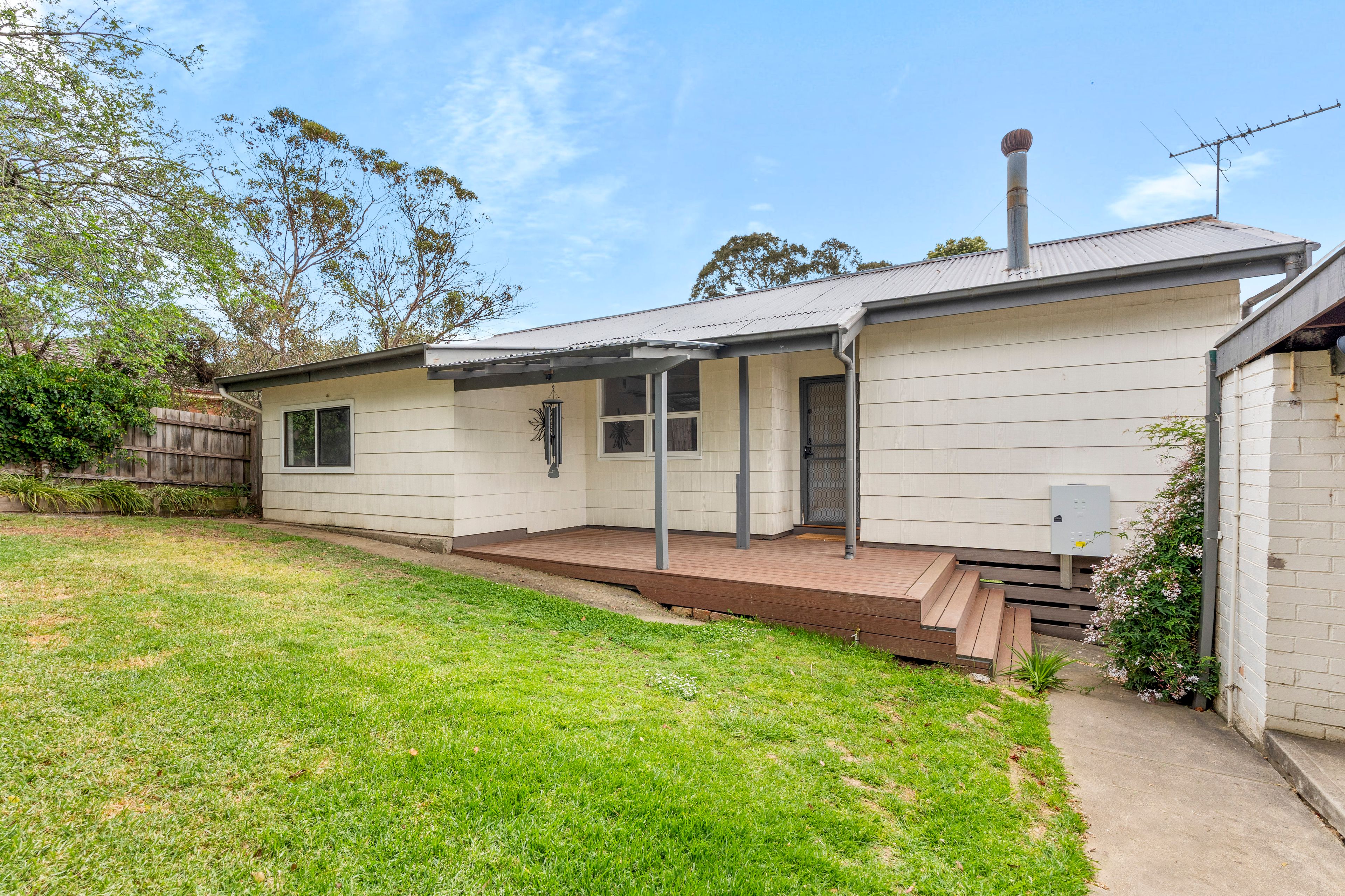 2/239 Nepean Street, Greensborough, VIC 3088