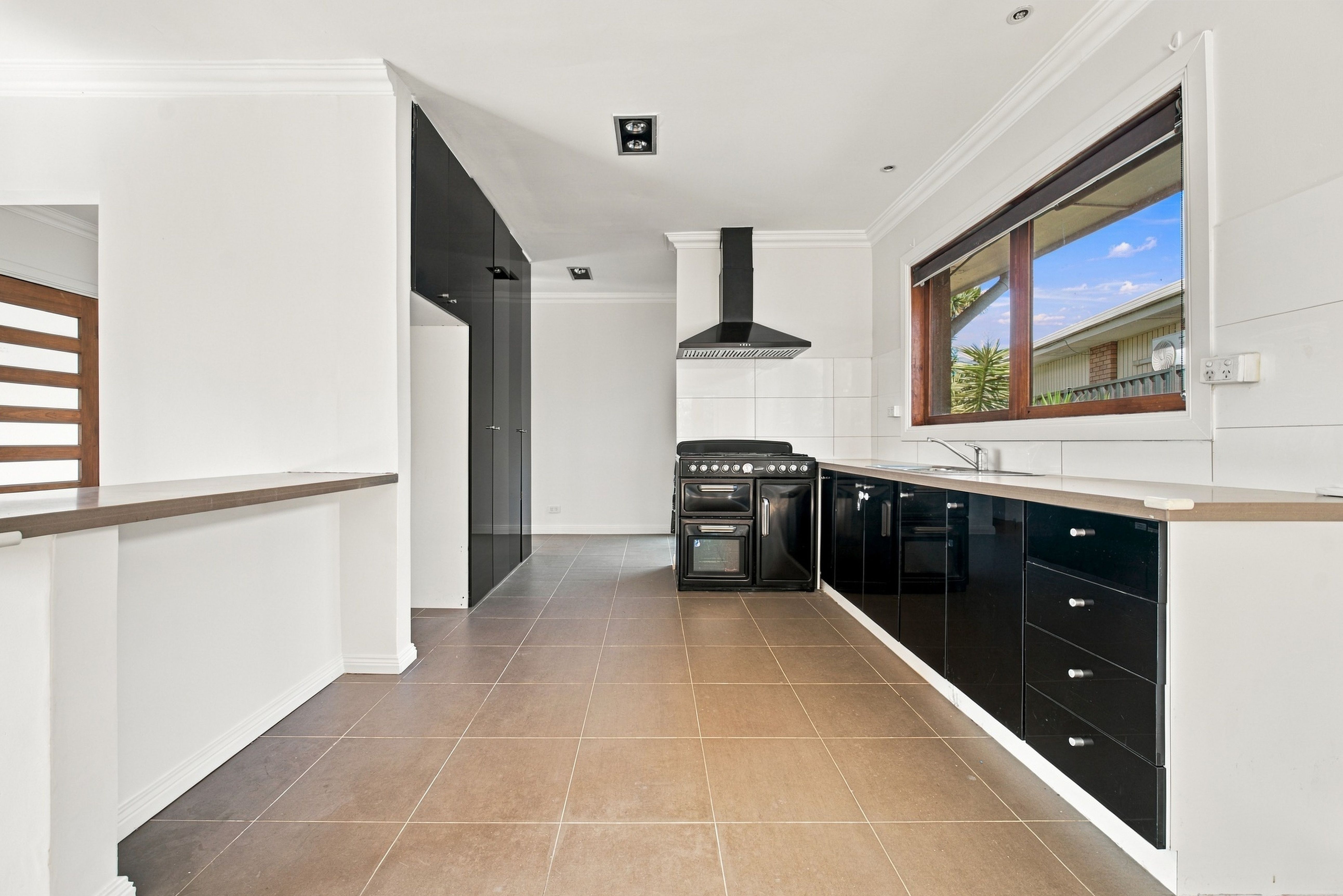 50 Kemp Street — photo 9 of 24
