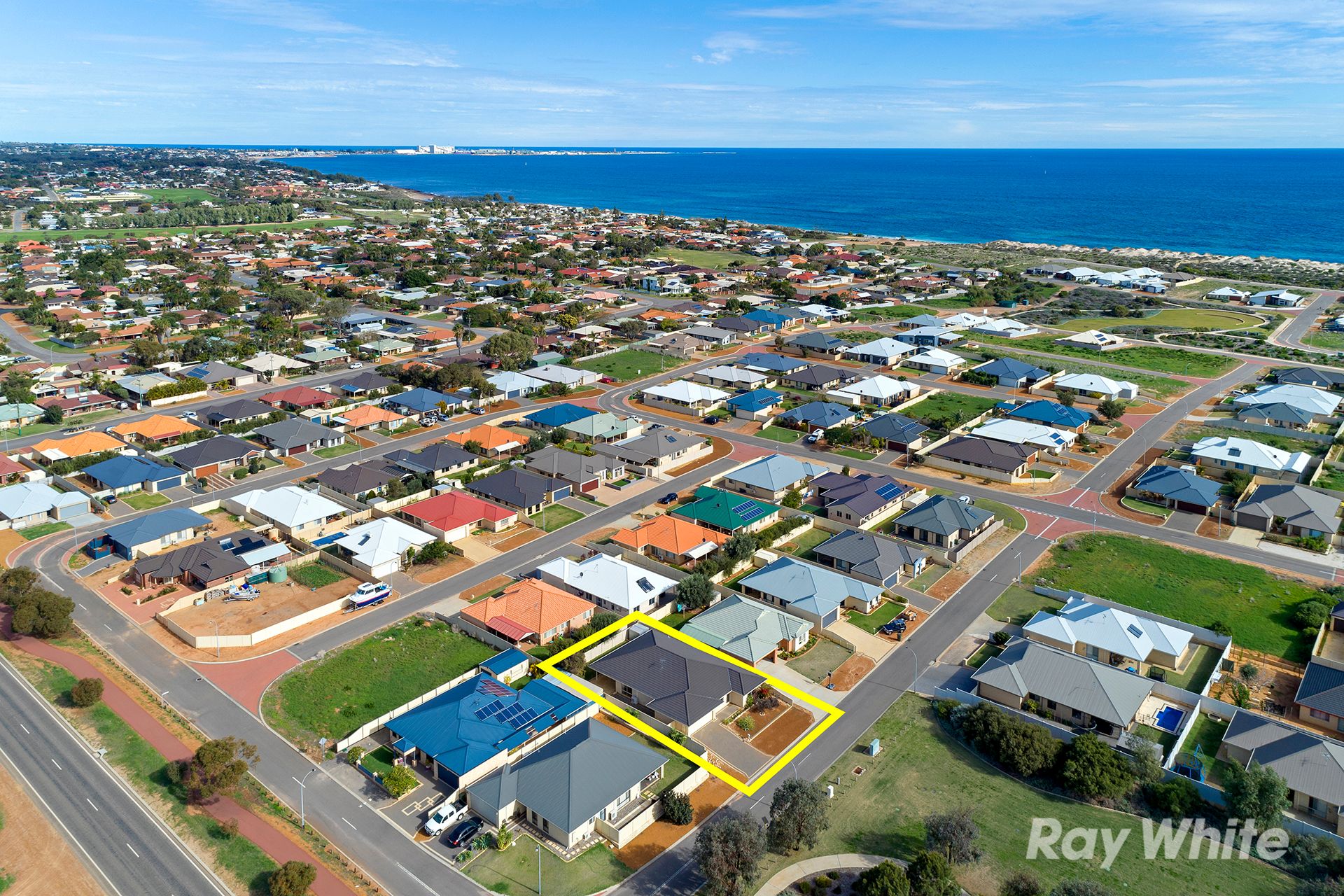 26 MOORINGS Loop, Sunset Beach, WA 6530