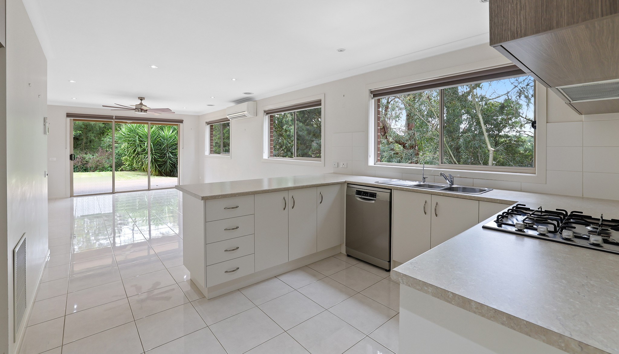 21 Stirling Street, Warragul, VIC 3820