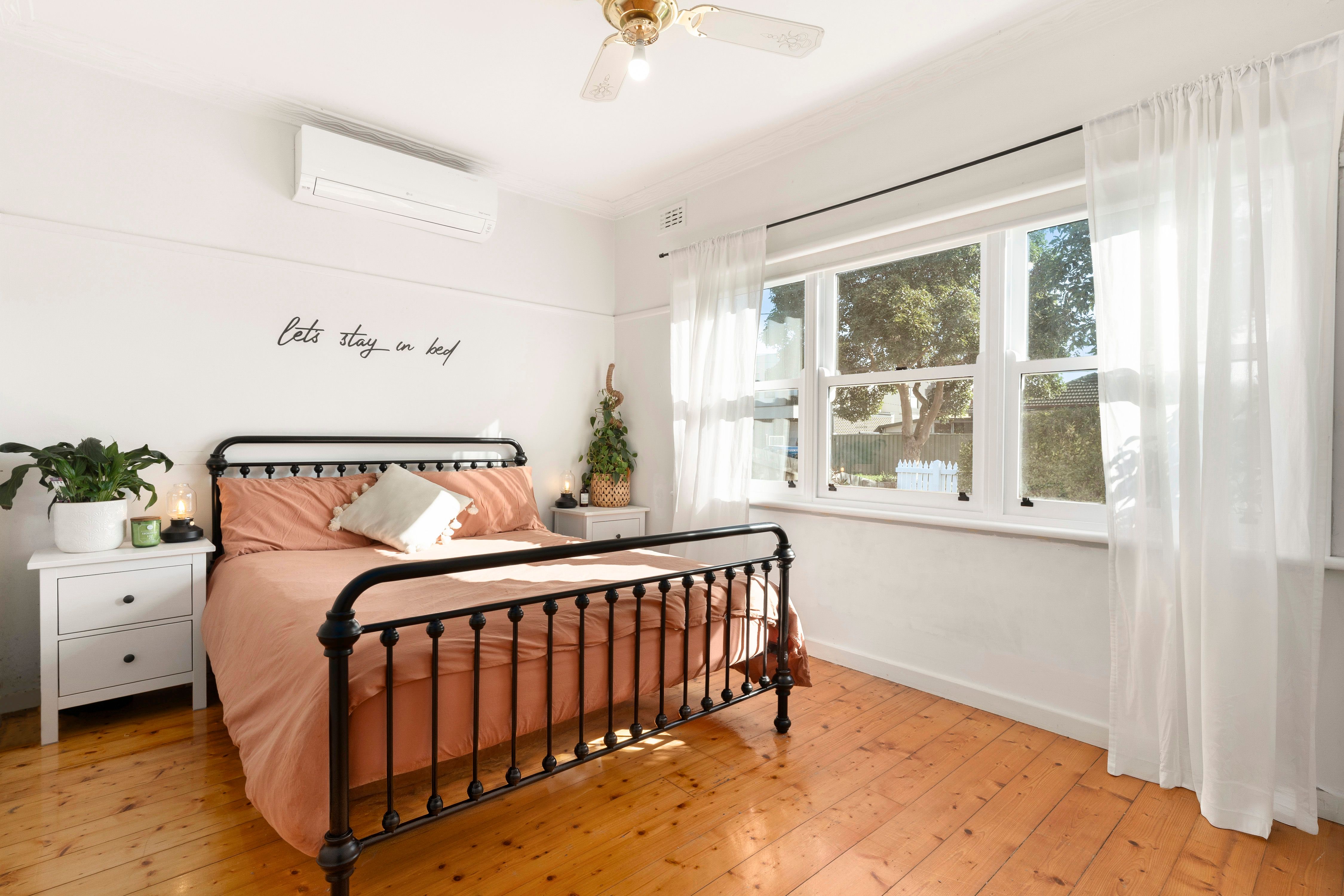 1/6 Farnsworth Street — photo 6 of 9