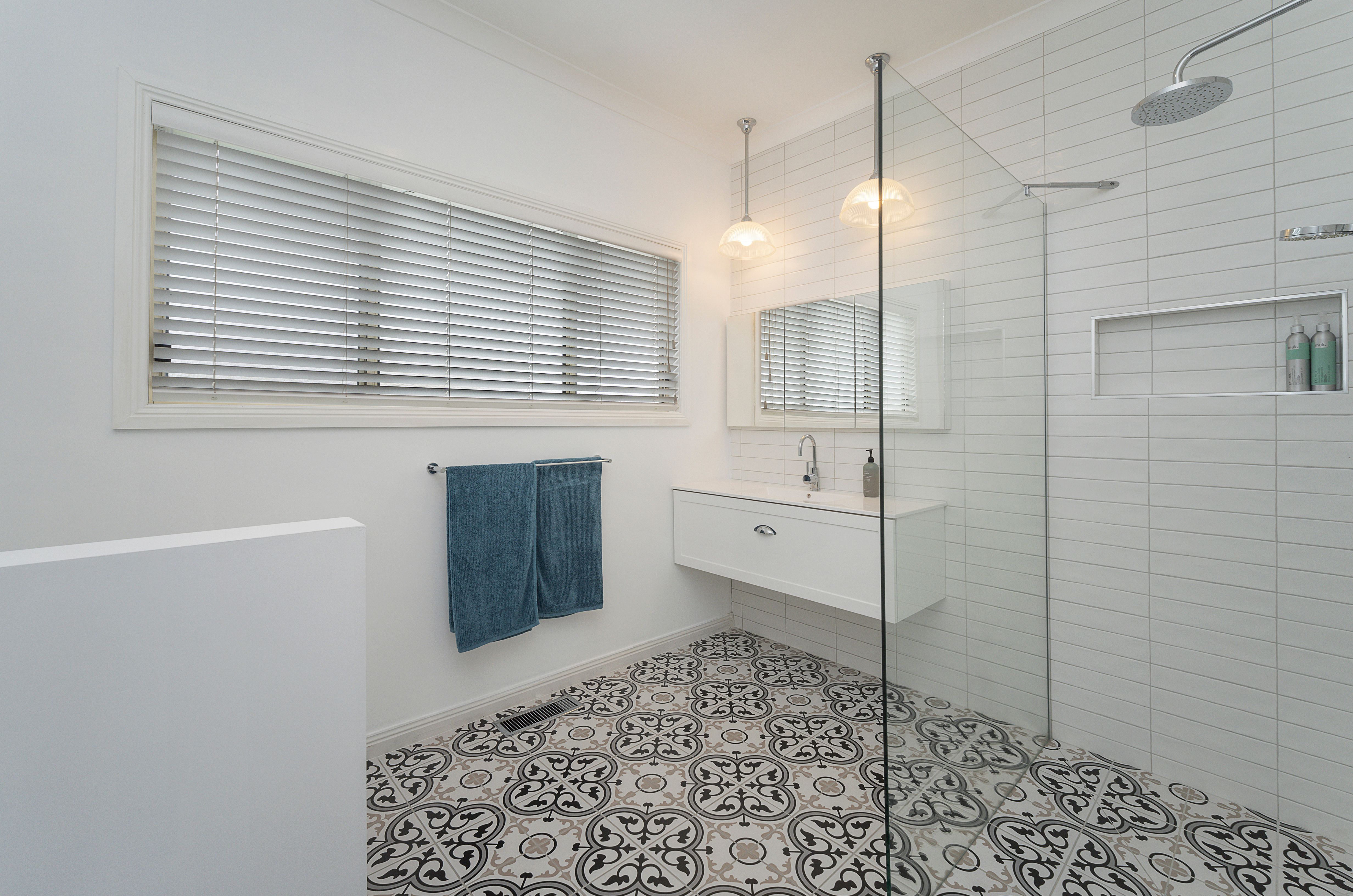 13 Emma Avenue — photo 10 of 16