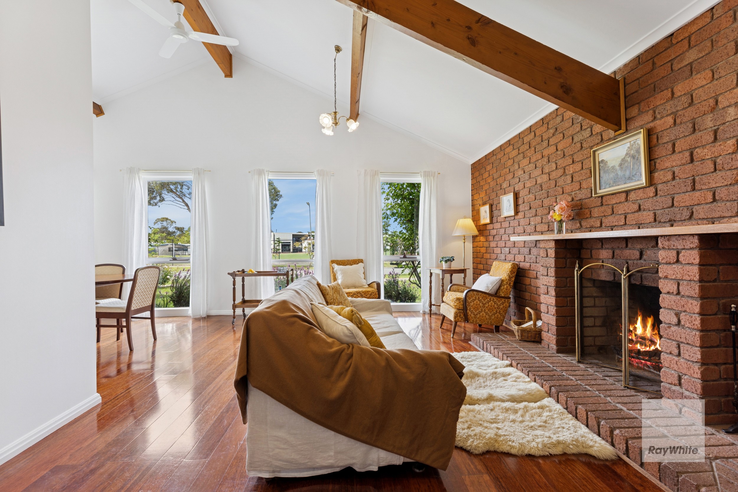 28 Morcambe Crescent, Keilor Downs, VIC 3038