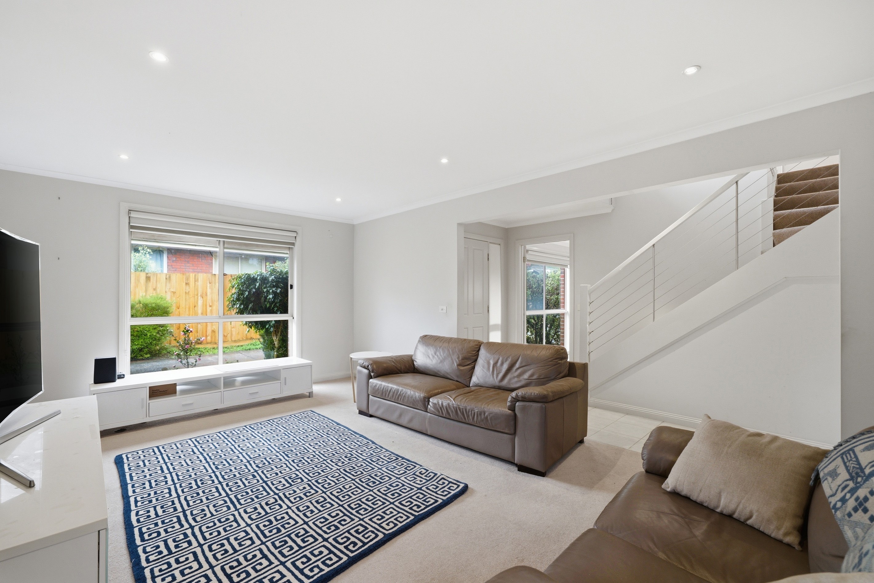 2/13 Armstrong Road, Bayswater, VIC 3153