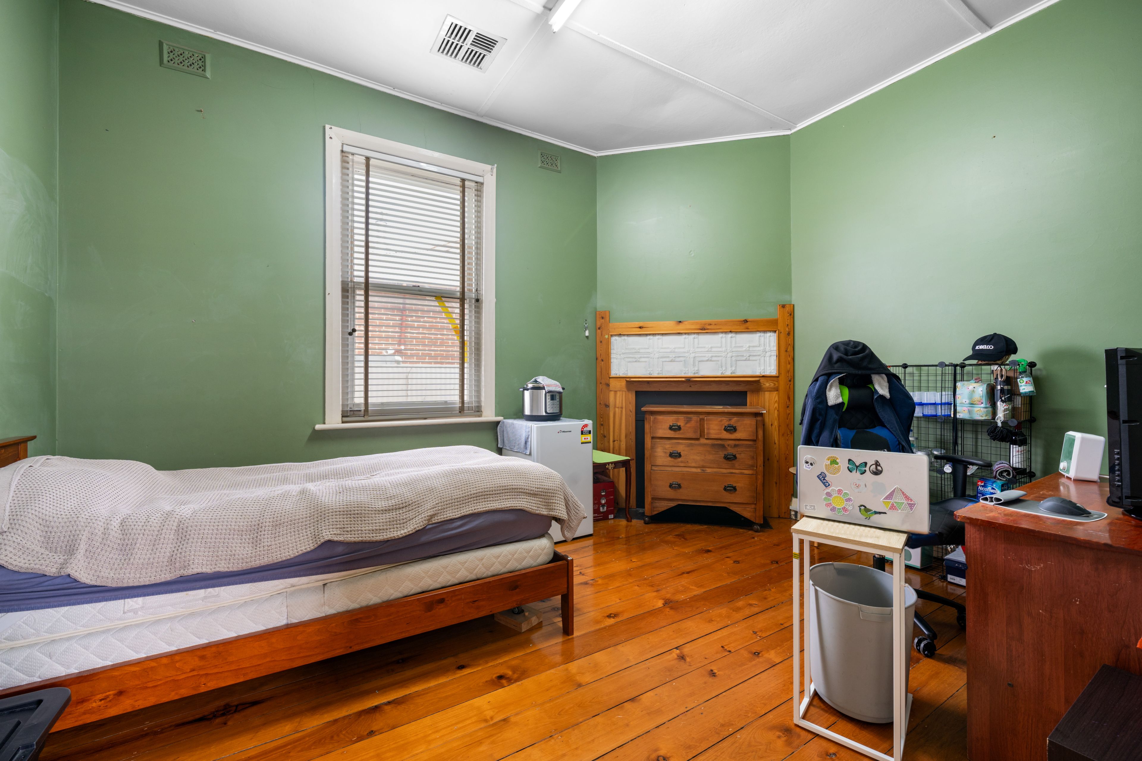 28 Reynell Street — photo 8 of 20