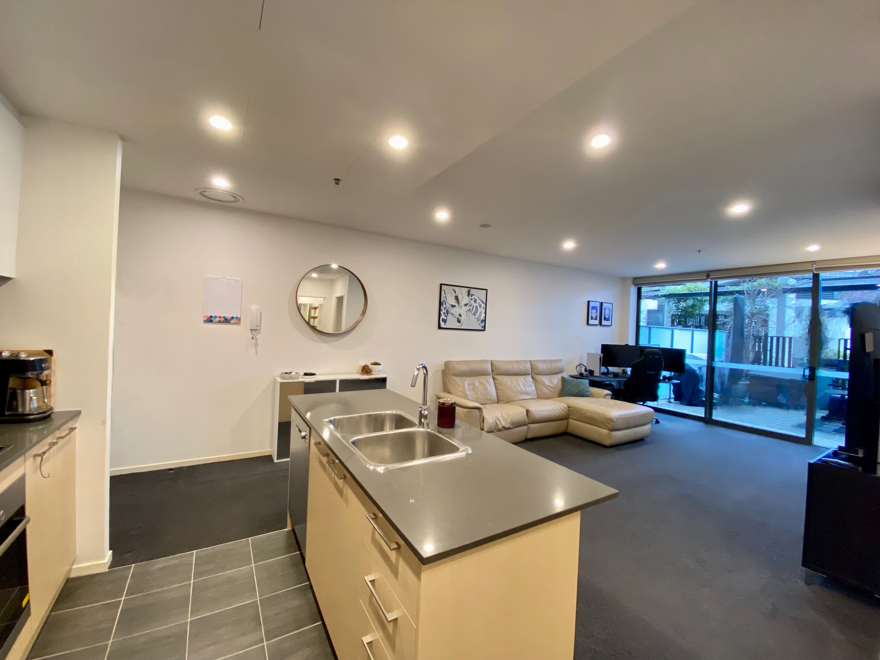 258/7 Irving Street, Phillip, ACT 2606