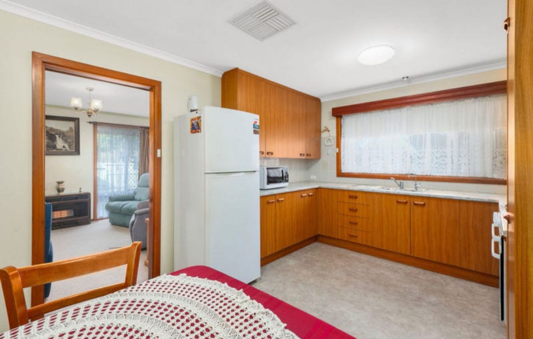 35 Warringa Street — photo 3 of 10