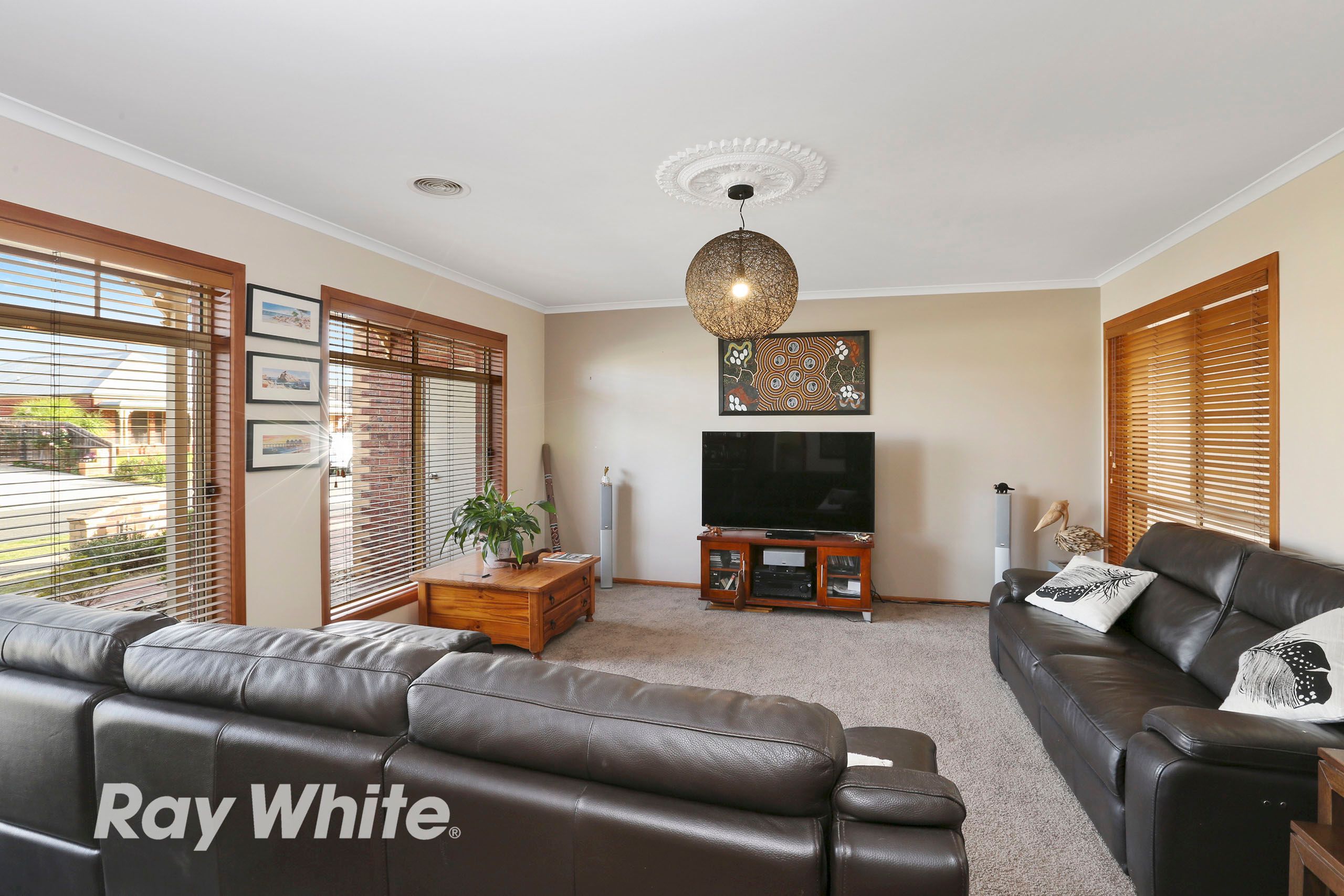 31 Country Gardens Drive, Lara, VIC 3212