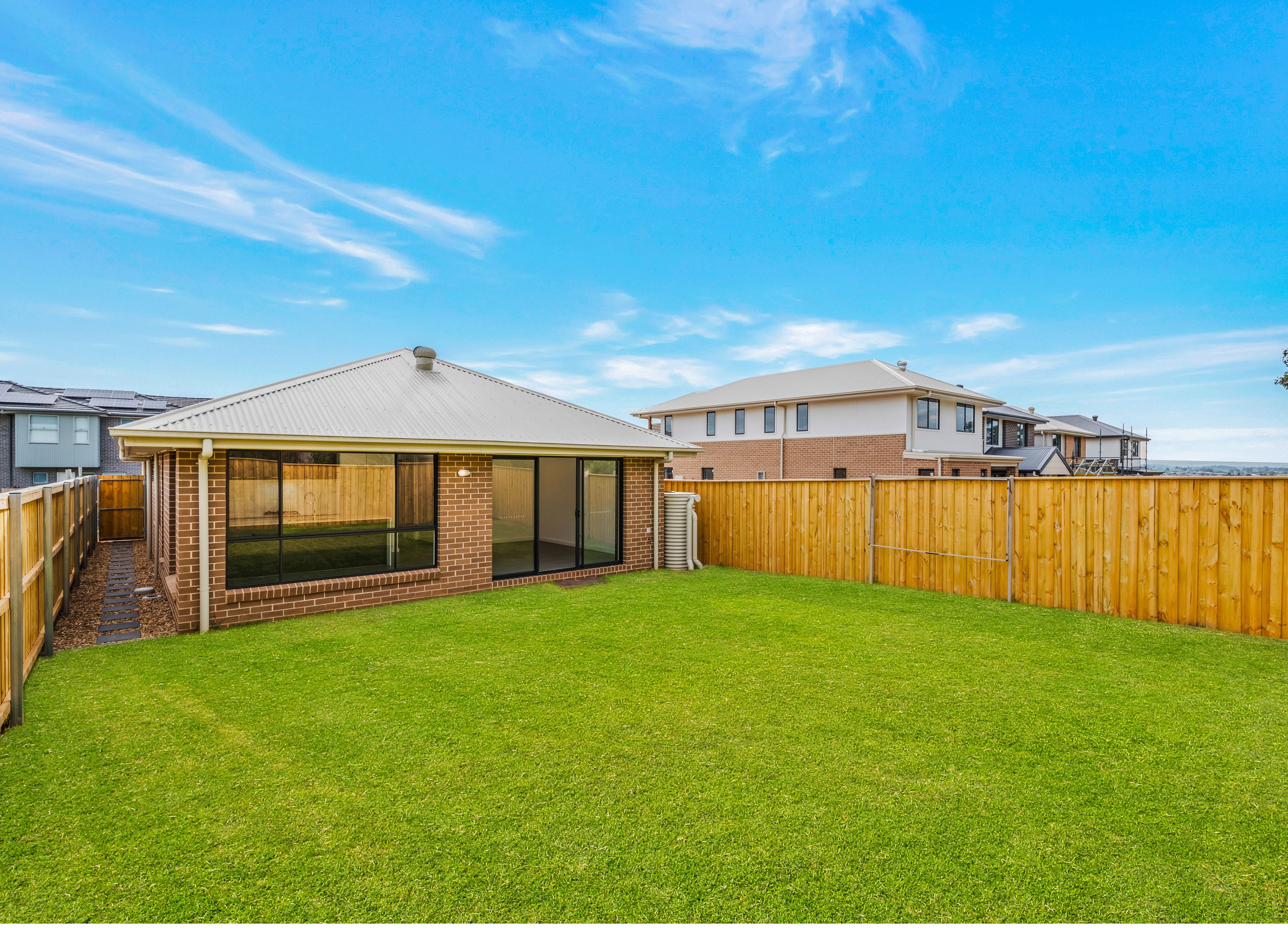 4 Ashbrook Drive, Catherine Field, NSW 2557