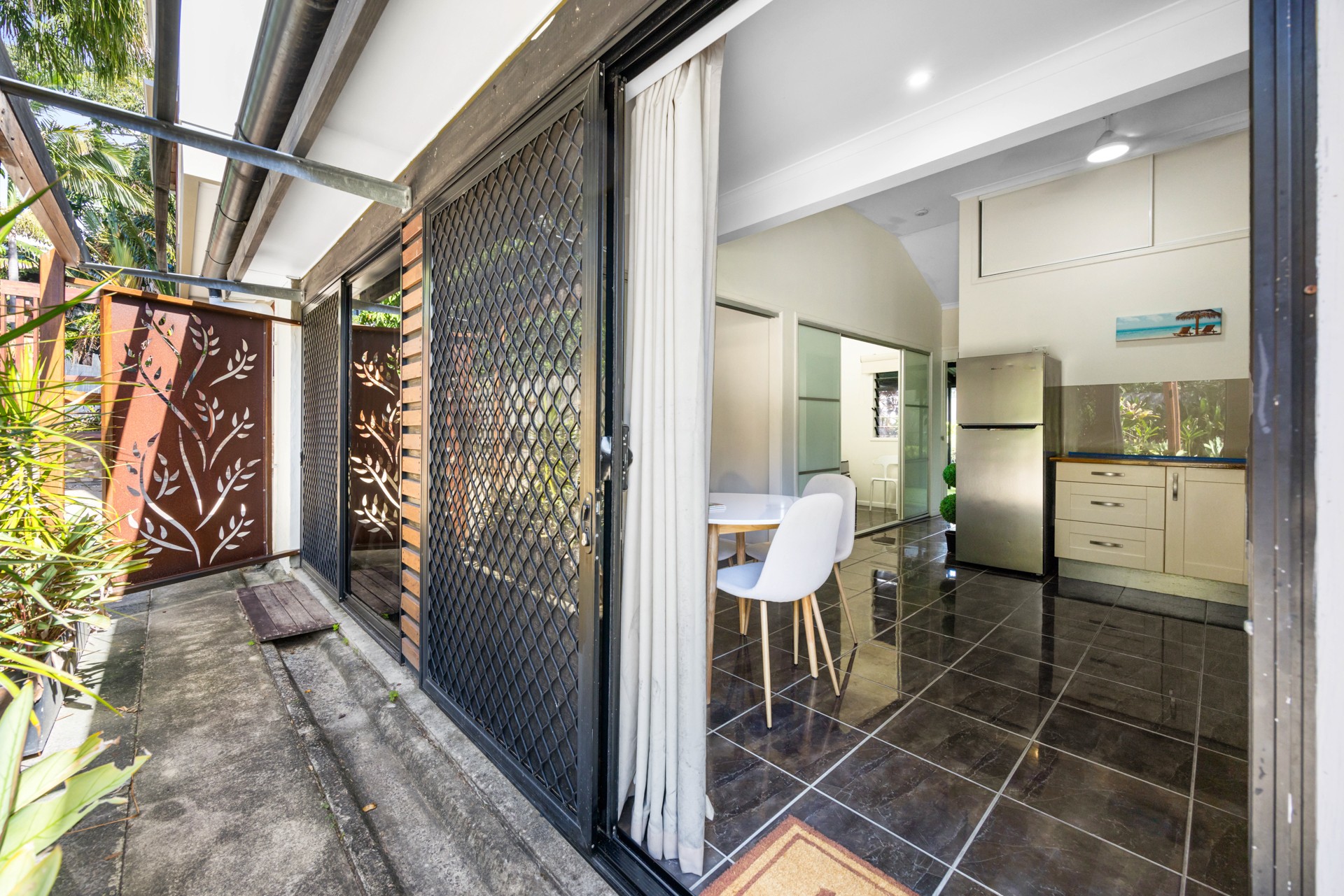1B/64 Oogar Street, Alexandra Headland, QLD 4572