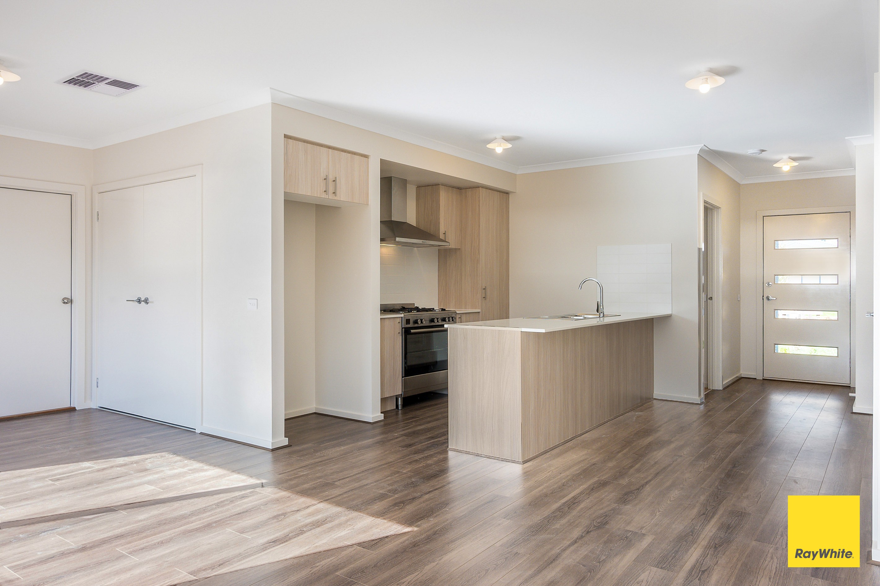 10 Bradfield Loop, Strathfieldsaye, VIC 3551