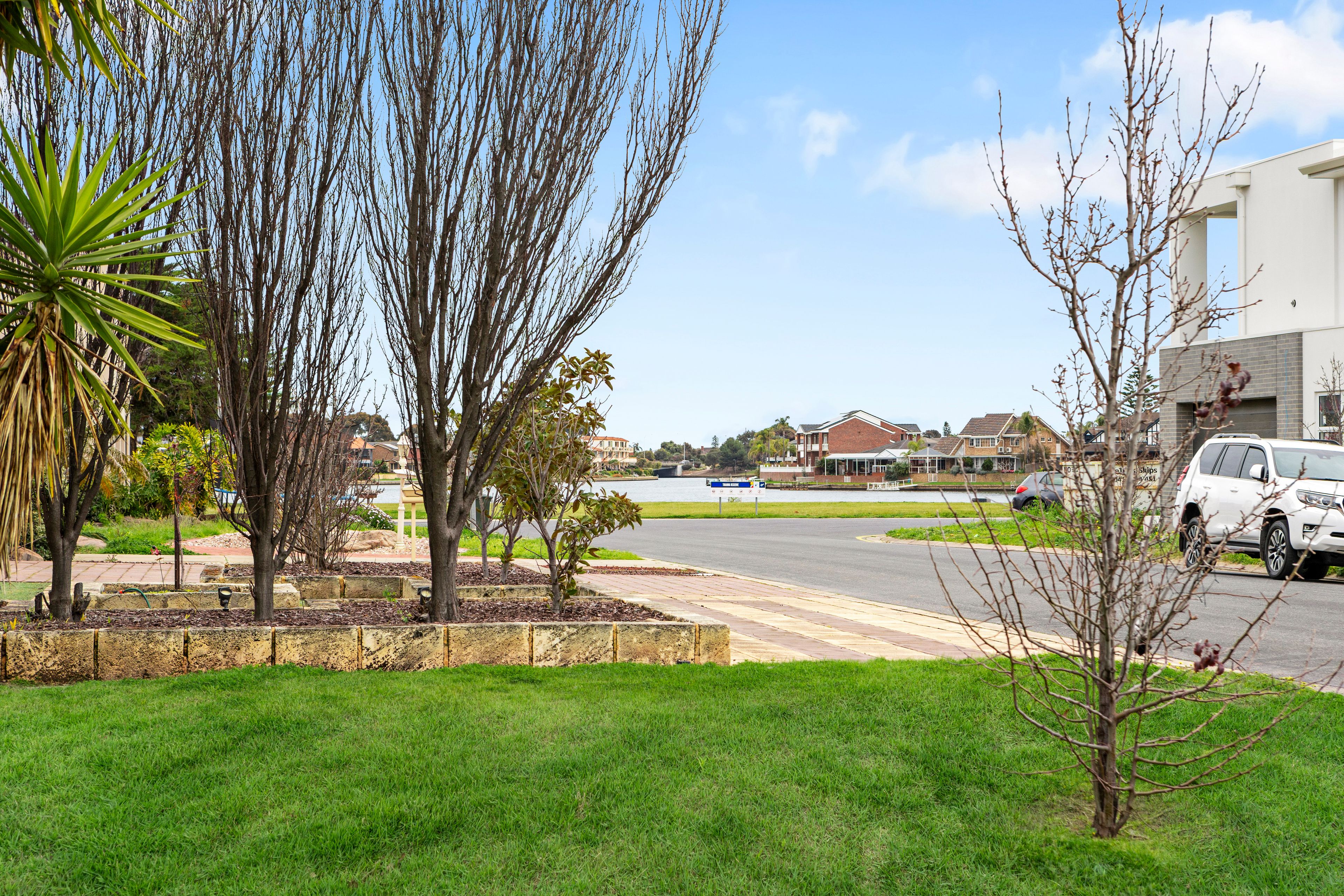 4 Tuart Place, West Lakes, SA 5021
