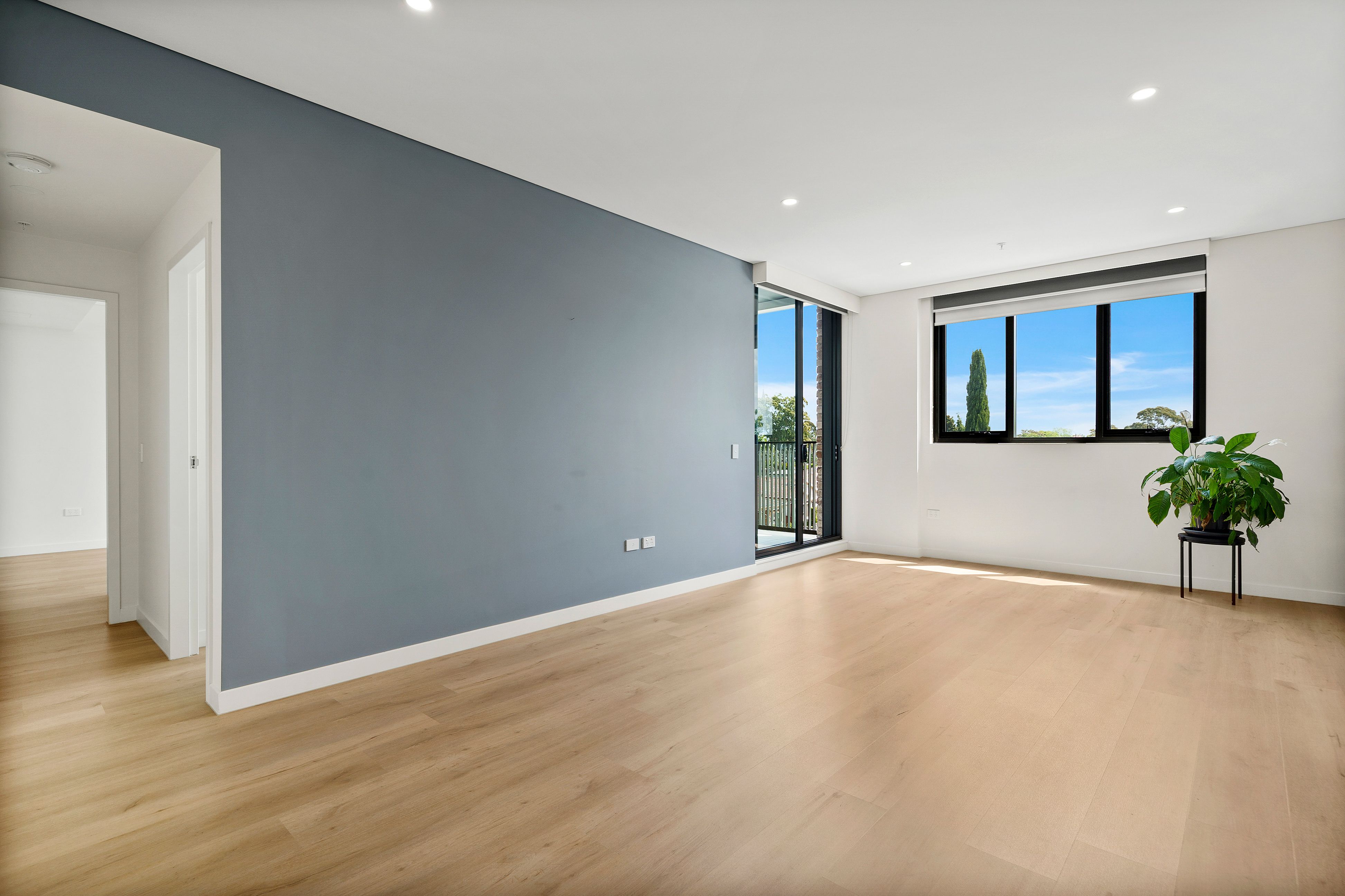 302/8A Stoney Creek Road — photo from Ray White Rockdale