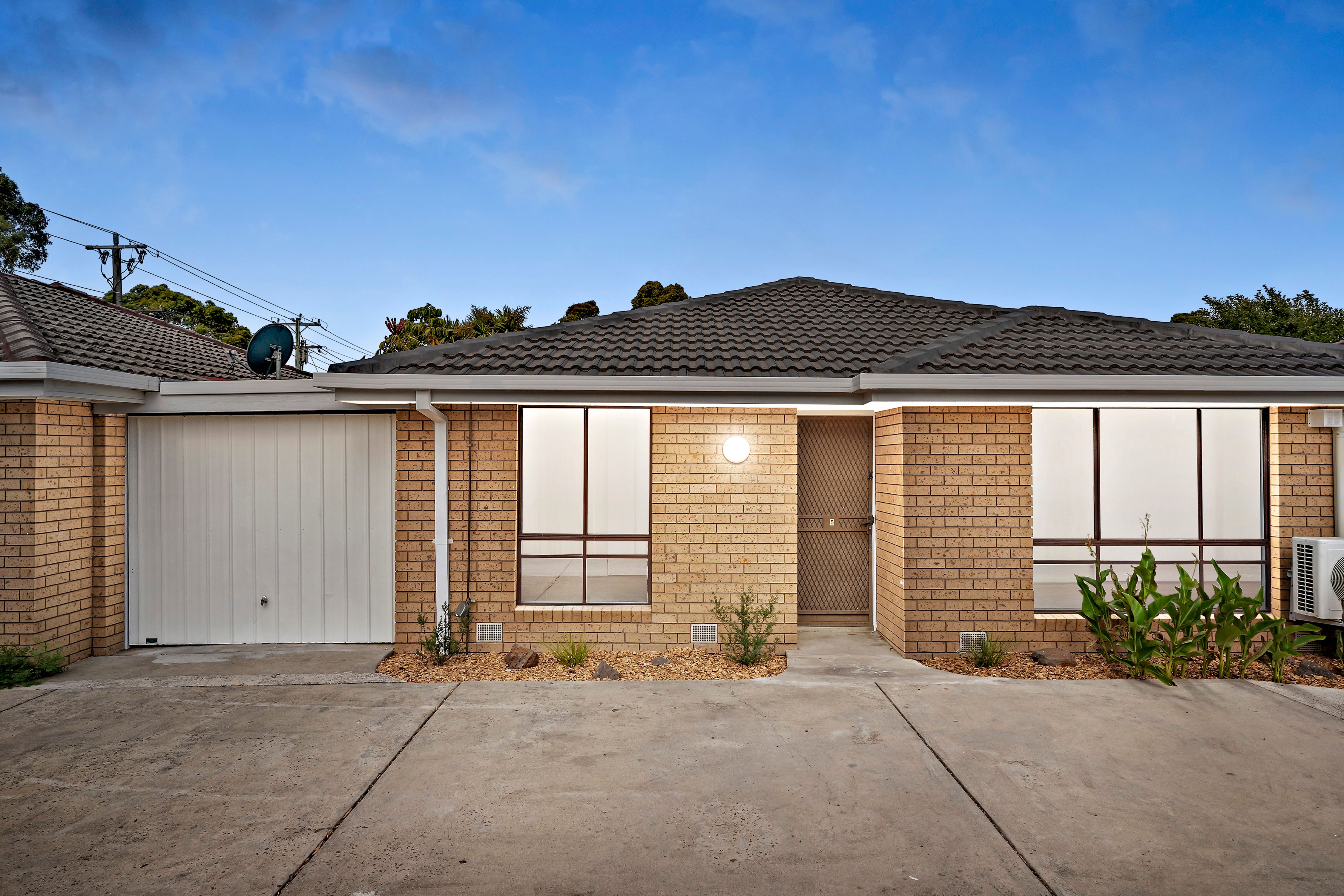 5/128 Suffolk Road, Sunshine North VIC 3020