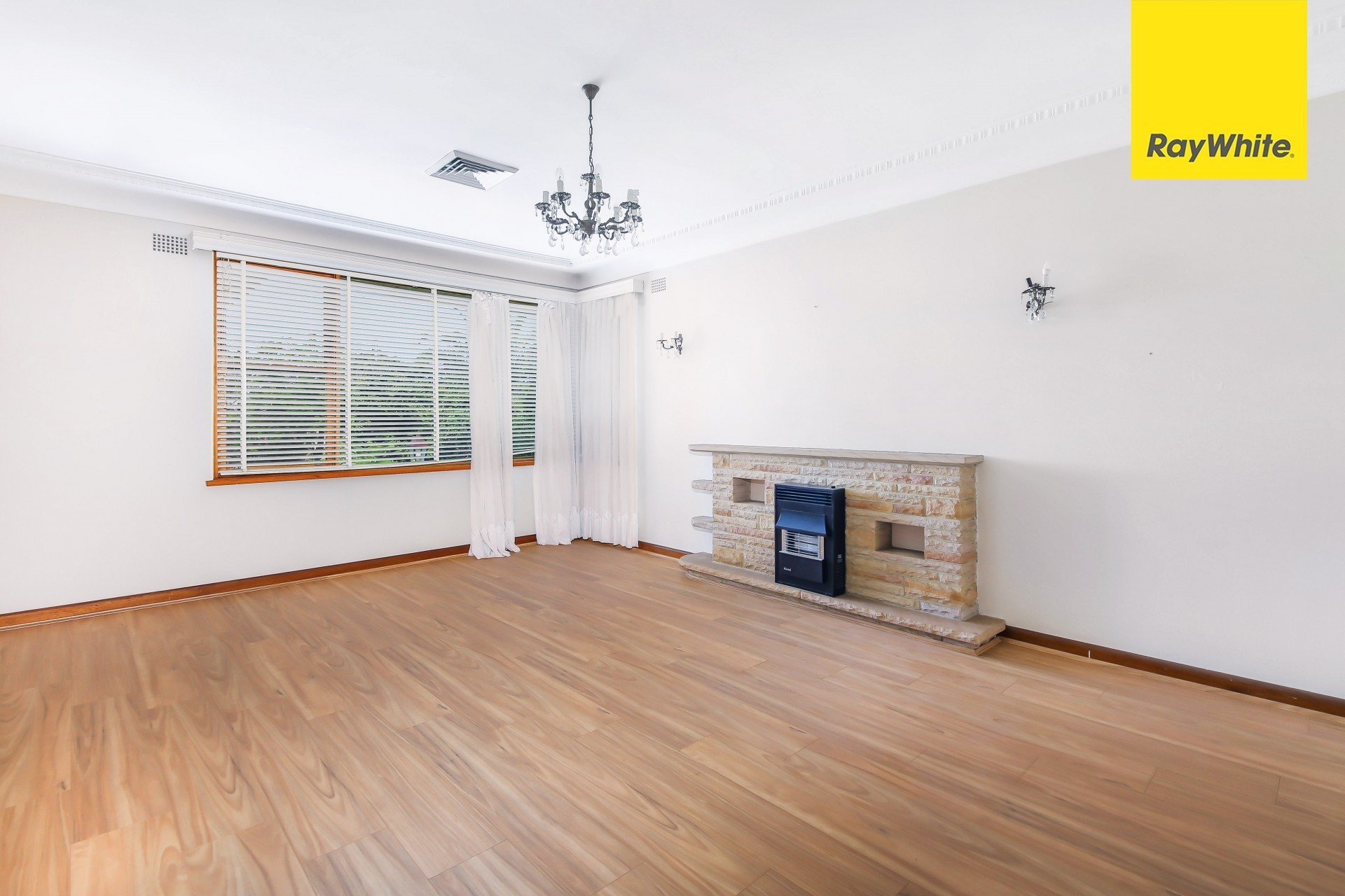 86 Tarrants Avenue, Eastwood, NSW 2122