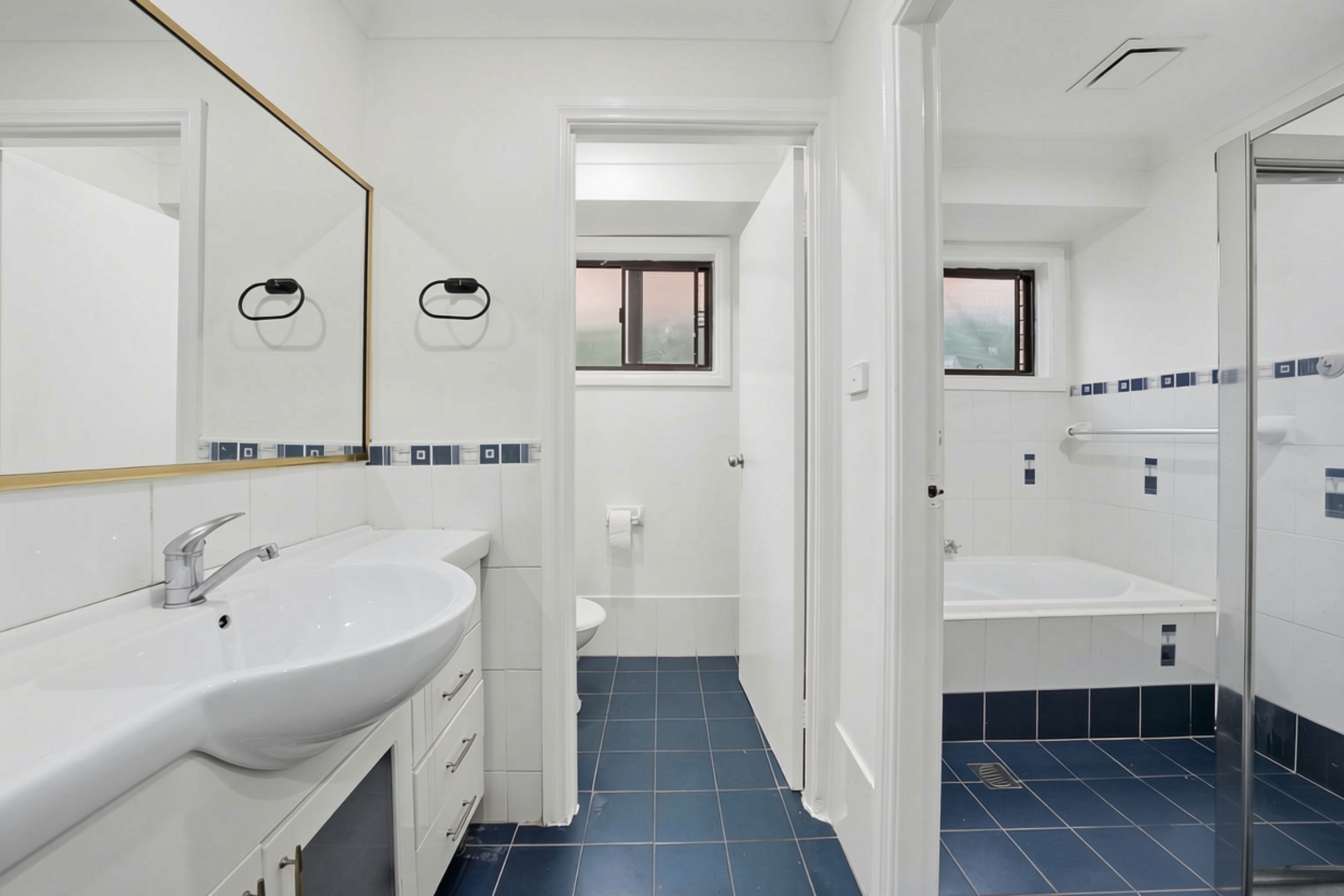 57B Charlotte Road — photo 9 of 15
