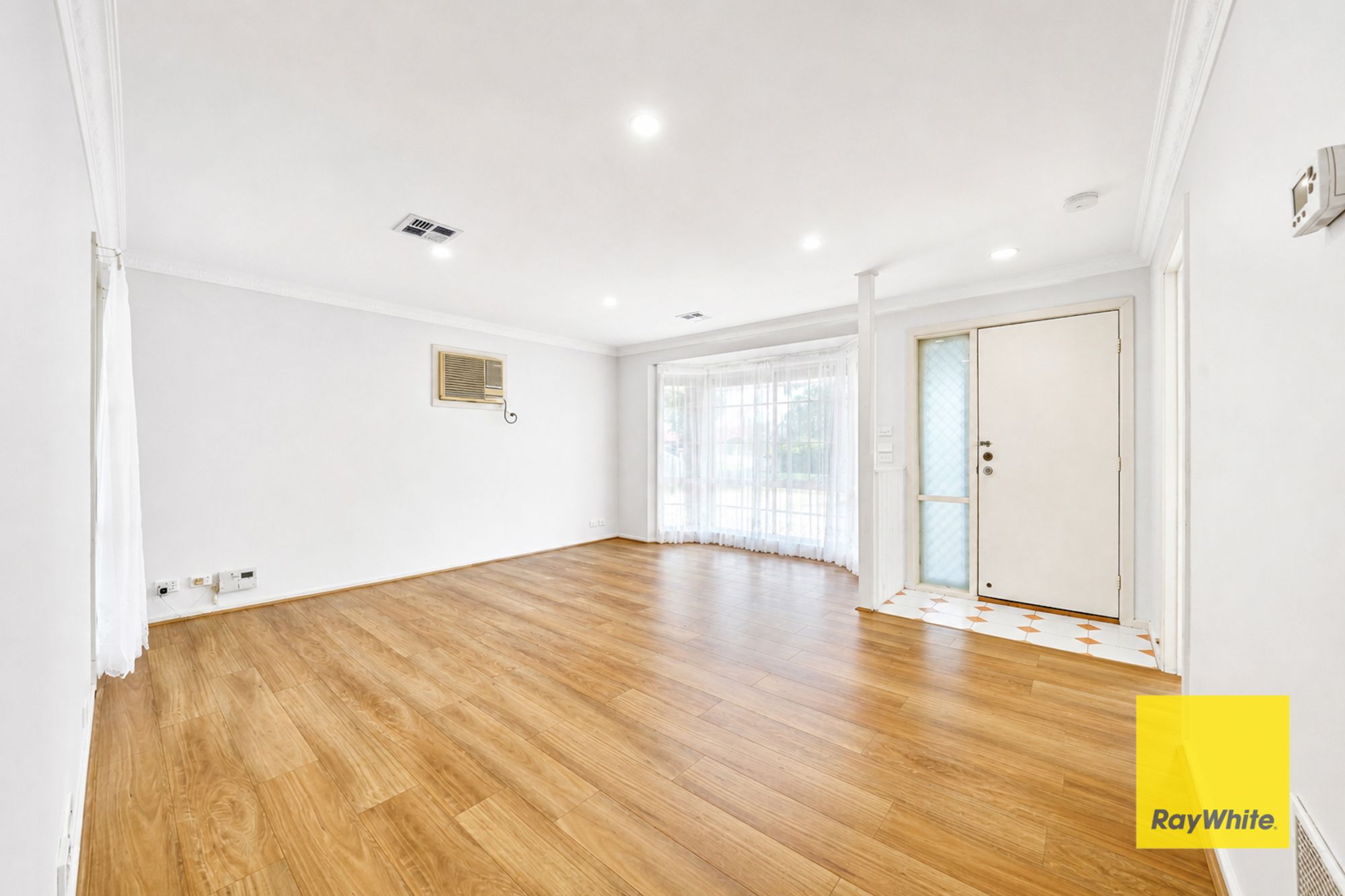 52 Wilmington Avenue — photo 6 of 19