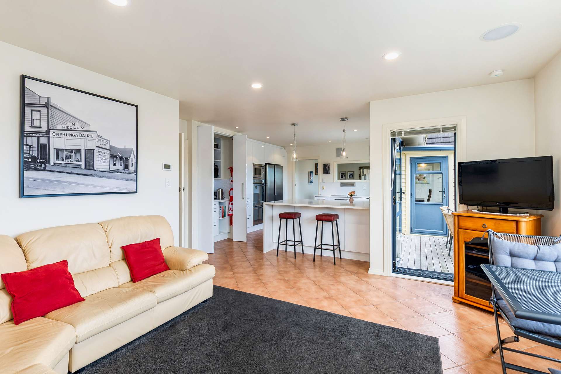75 Halsey Drive photo 10