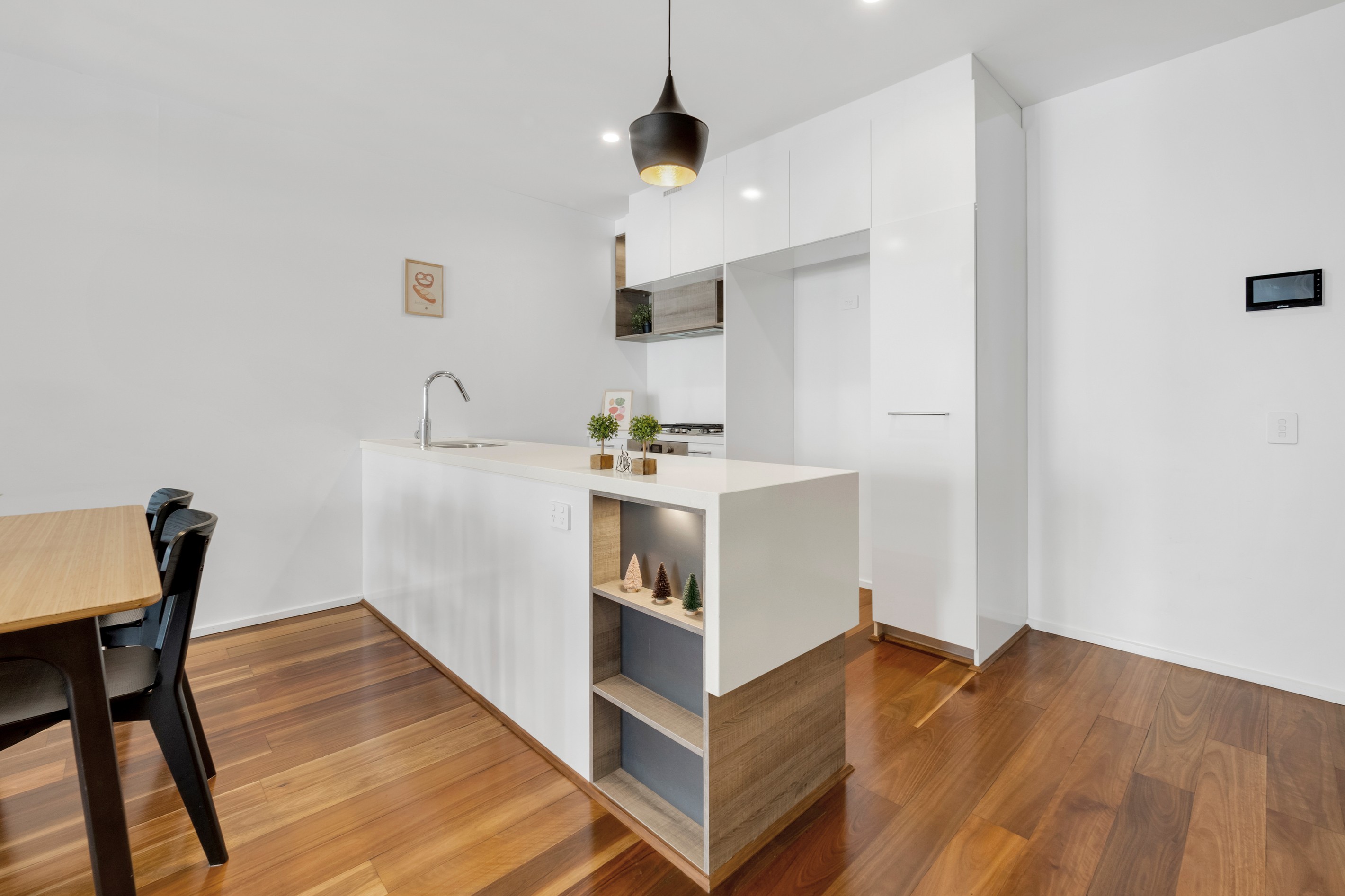 10902/16 Edmondstone Street, South Brisbane, QLD 4101