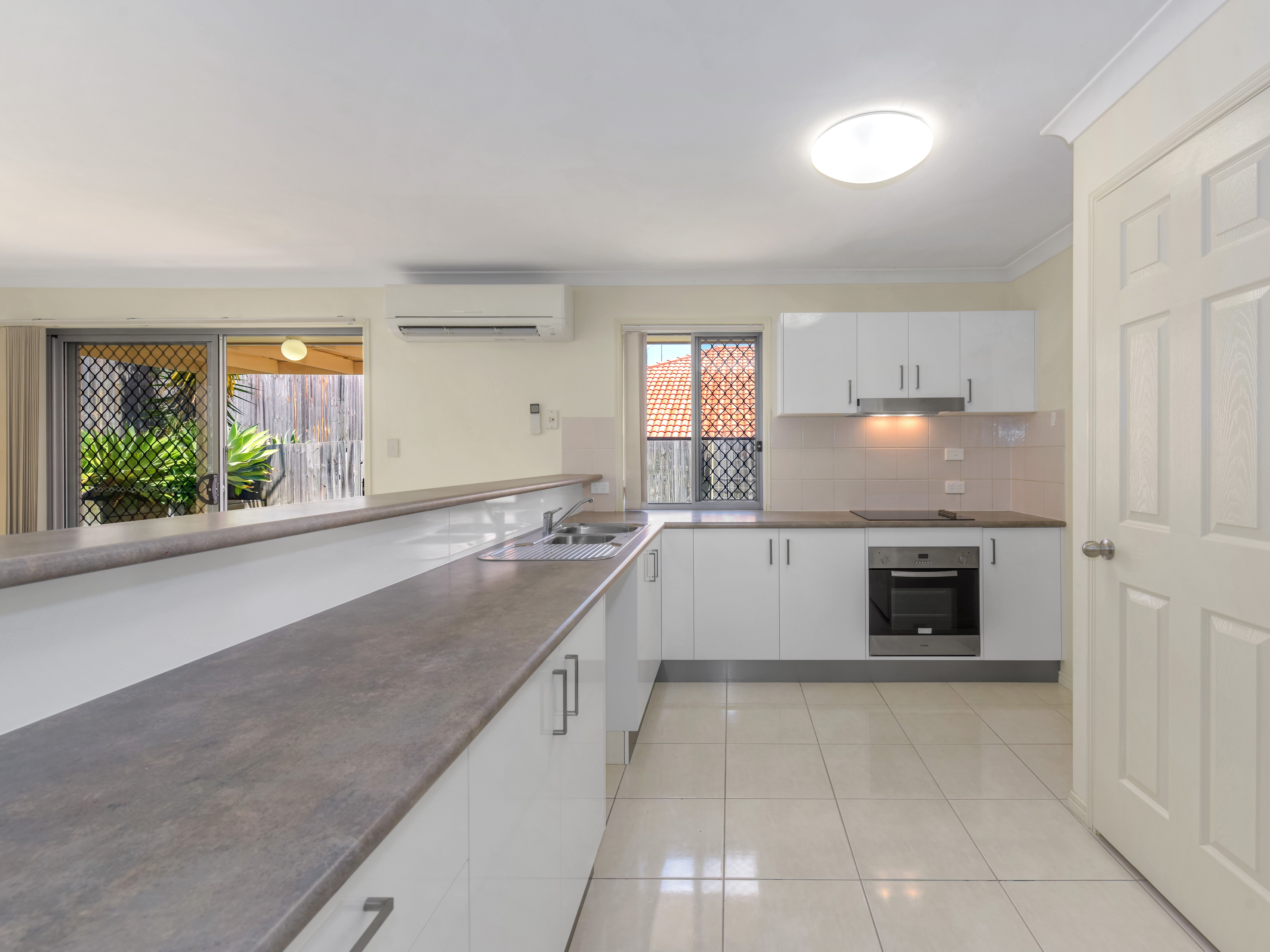 3 Lenton Place, Calamvale, QLD 4116