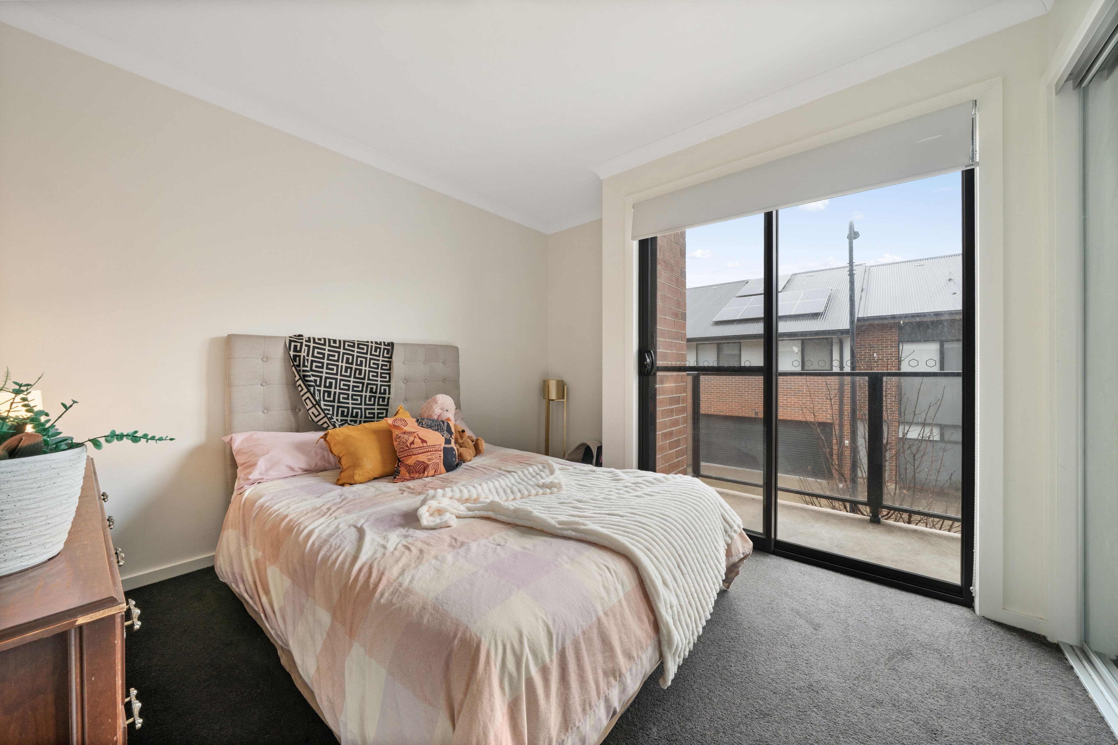 59/36 Dulcie Holland Crescent — photo 8 of 16