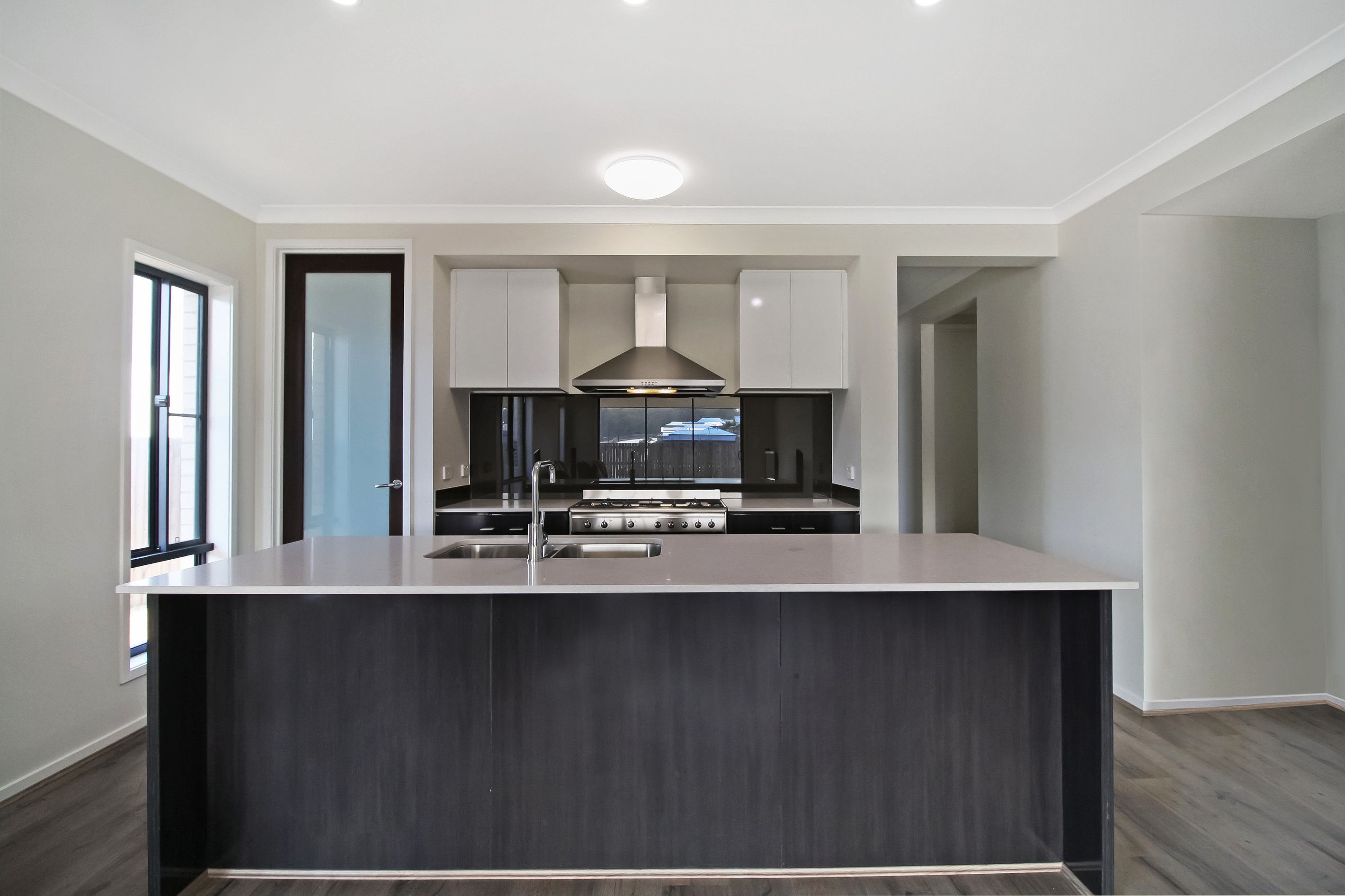 7 Prague Street, SPRING MOUNTAIN, QLD 4300