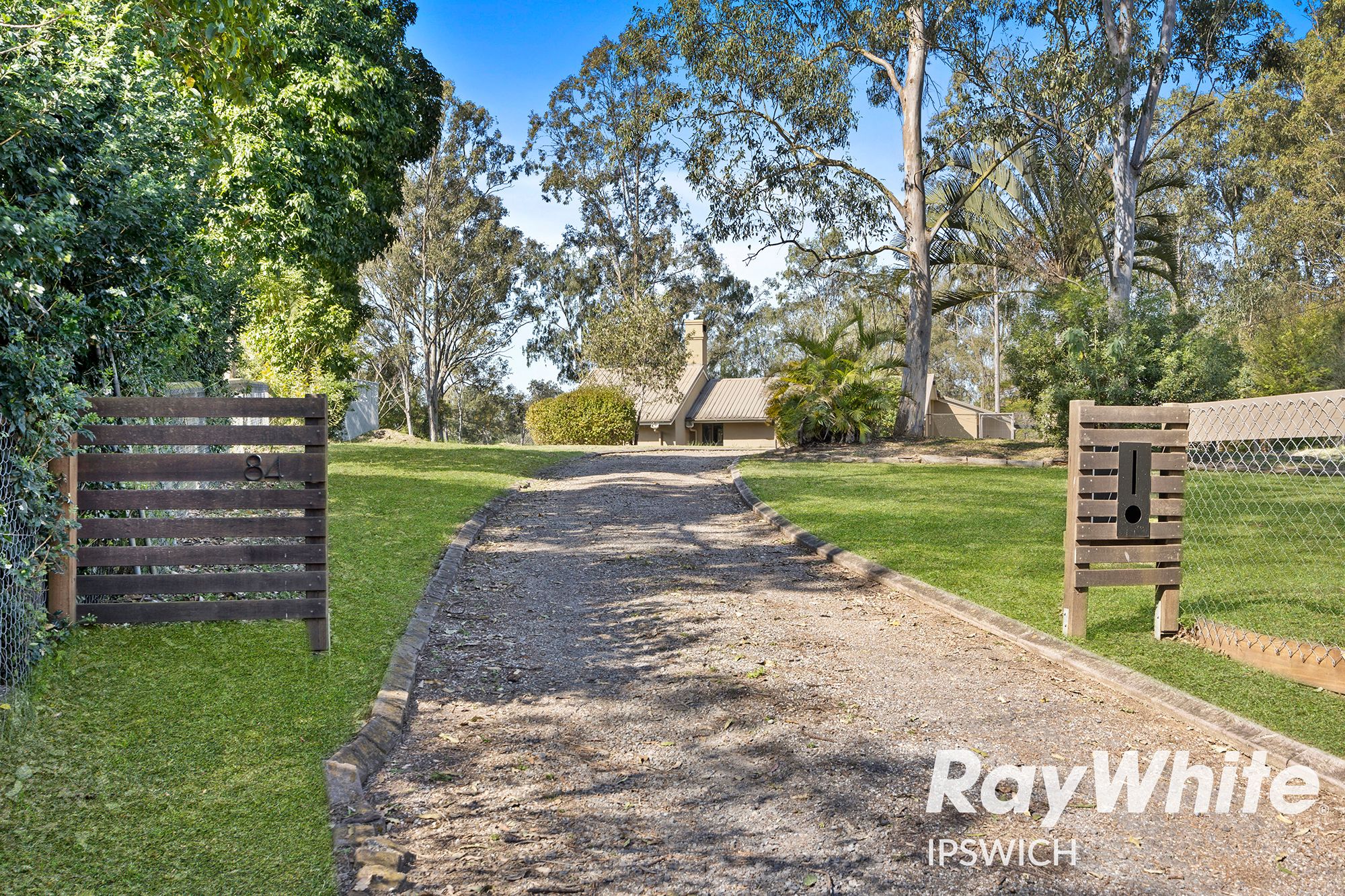 84 Leichhardt Crescent, Barellan Point, QLD 4306