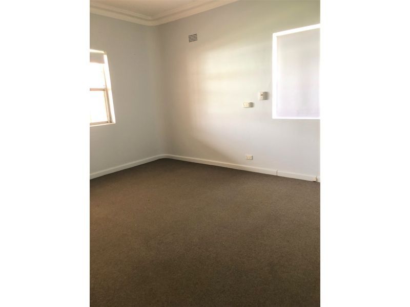 45 Lee Street — photo 11 of 18