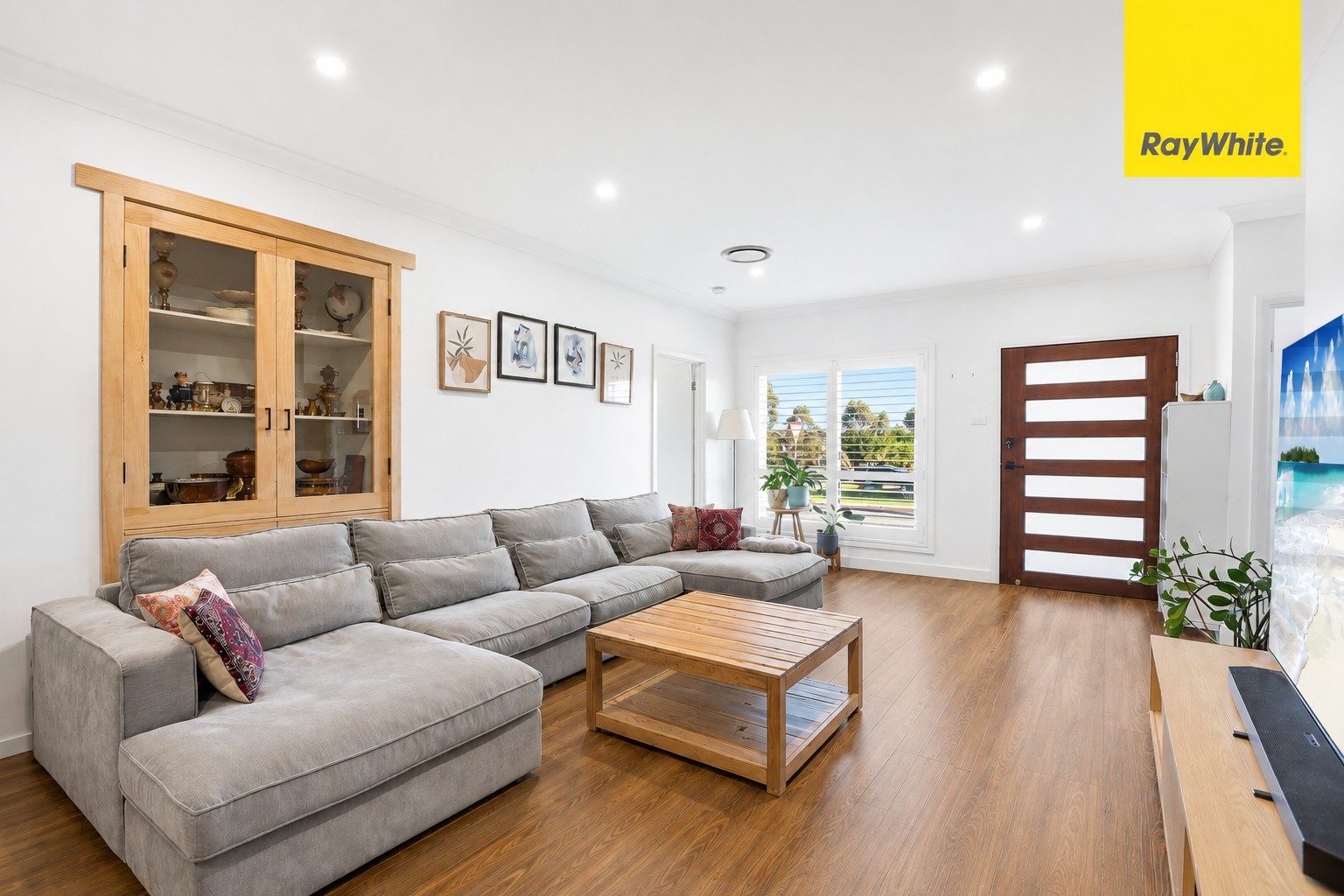2 Hutt Street, Colebee, NSW 2761