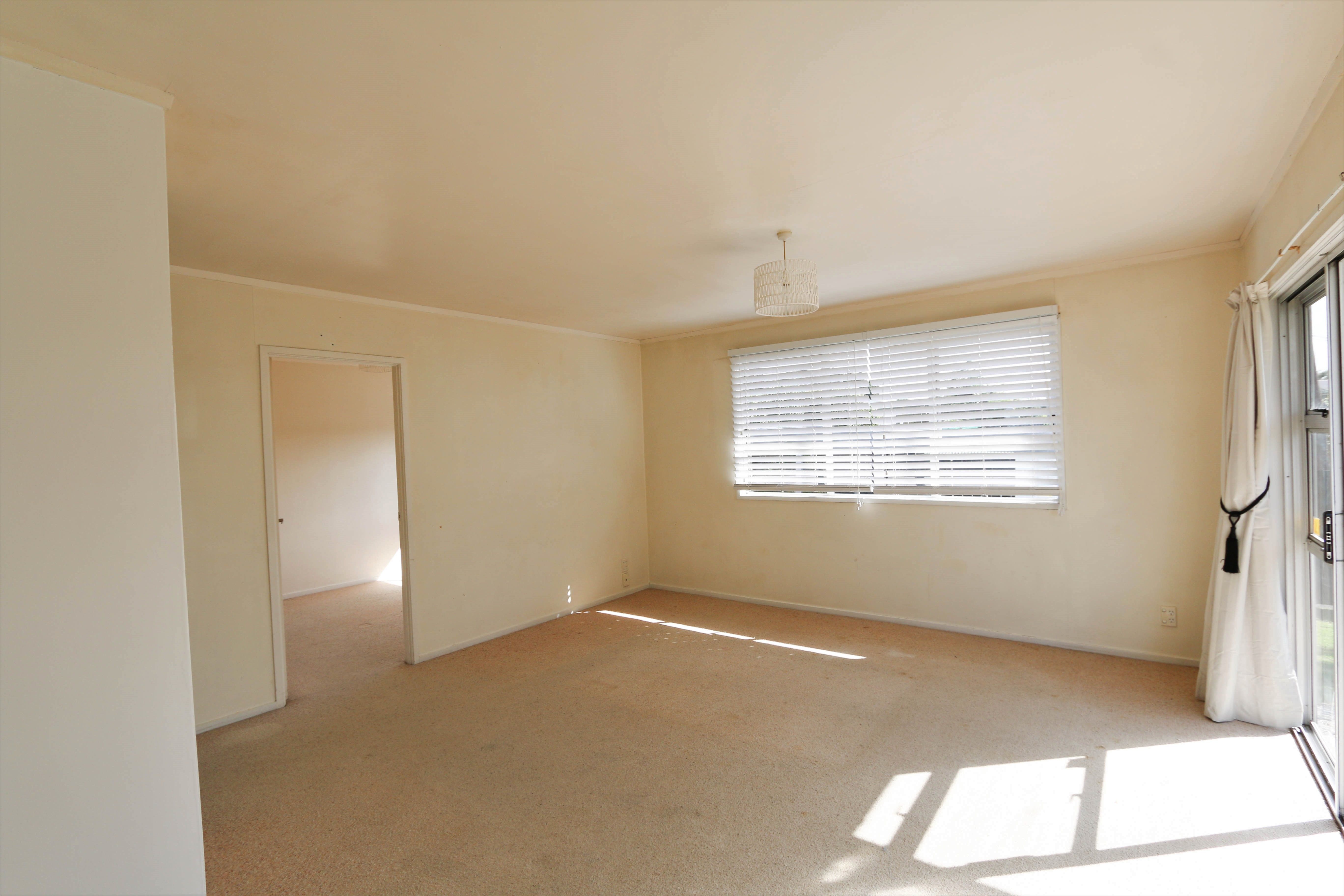 2/25 Harwood Road, Mount Wellington, Auckland City