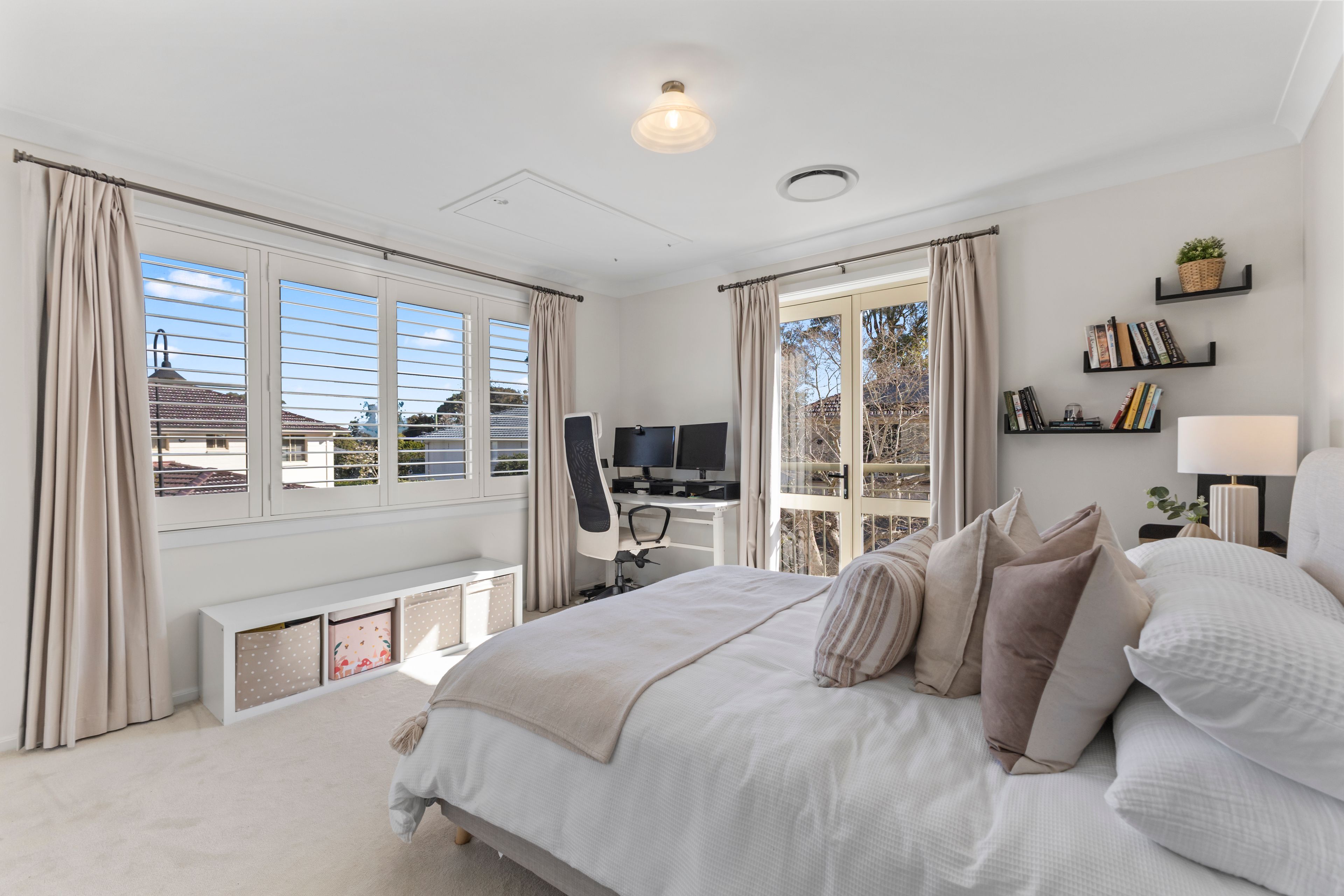 12 Brolga Way — photo 6 of 13