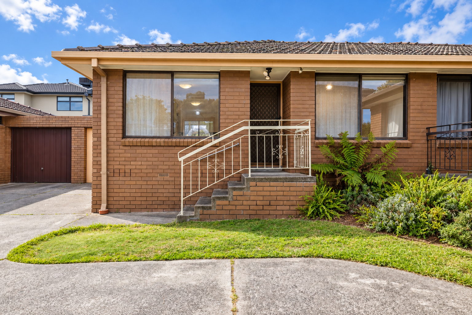 4/30 Madeleine Road — photo from Ray White Oakleigh