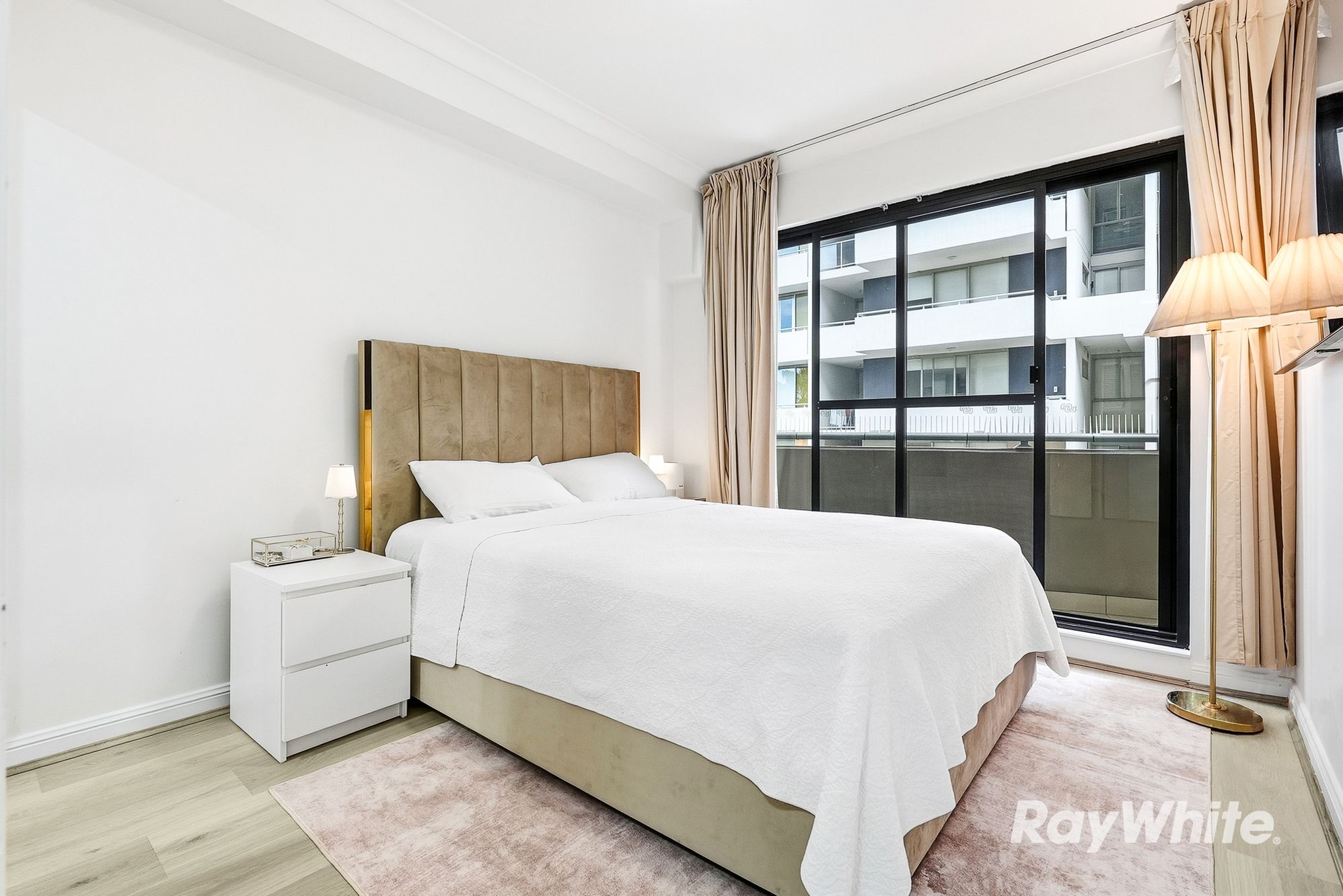 313/31-37 Hassall Street — photo 11 of 18