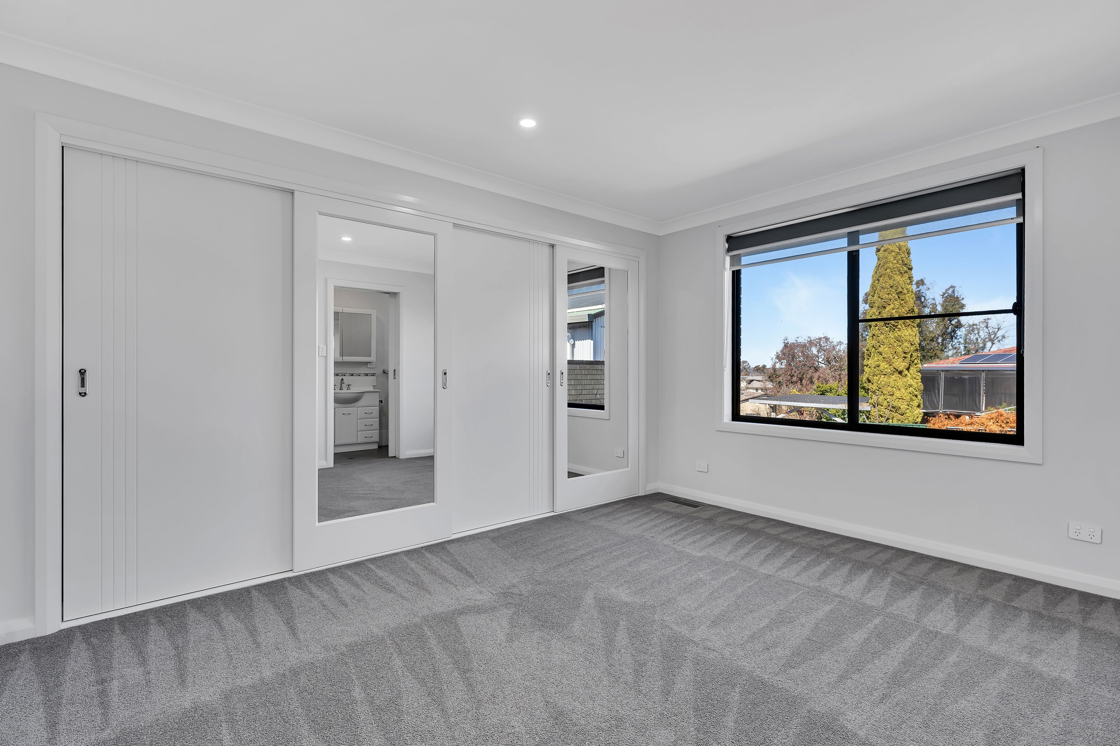 14 Richardson Avenue — photo 5 of 21