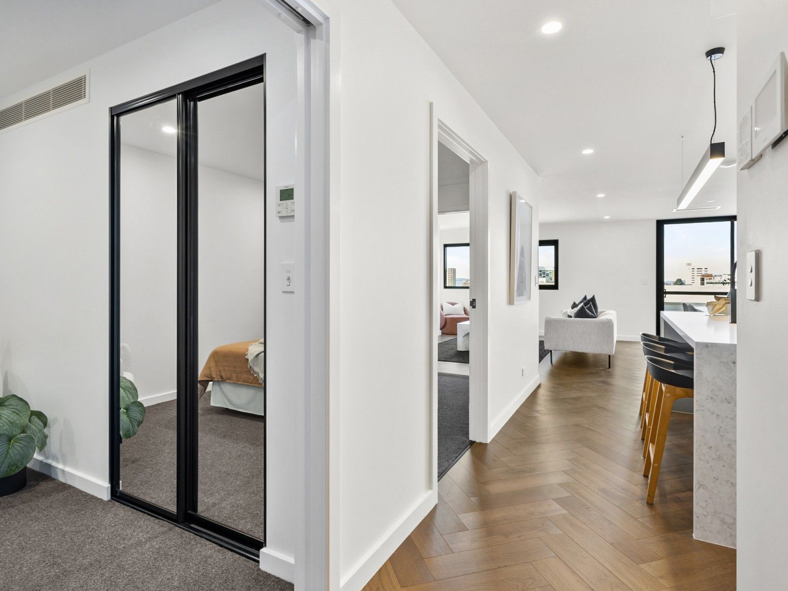 608/62 Patrick Street — photo 18 of 30
