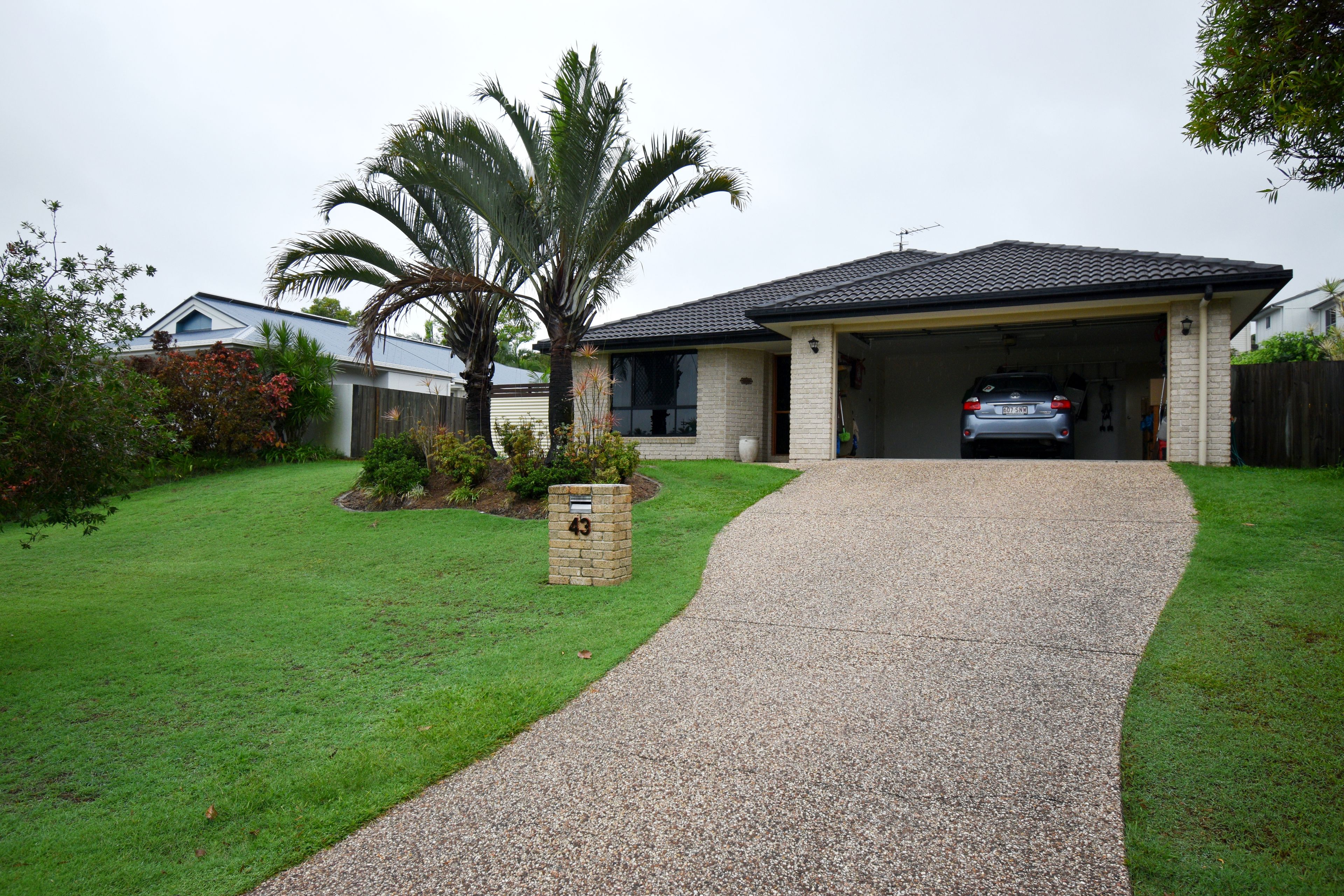 43 Bellevue Drive, Little Mountain, QLD 4551