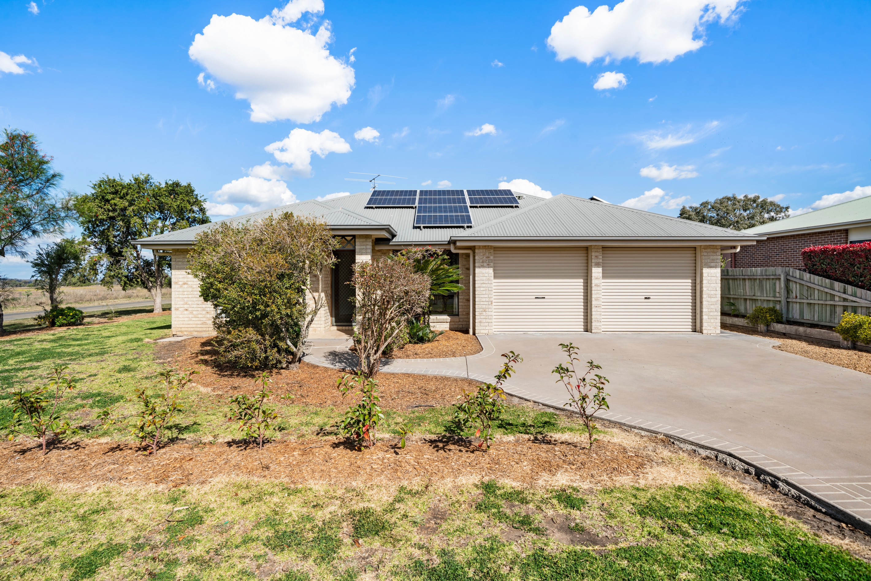 37 Fairway Drive, Pittsworth, QLD 4356