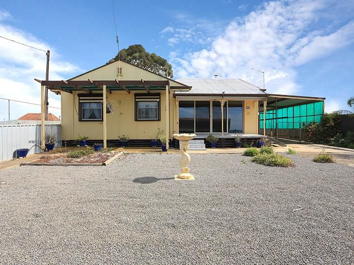 42 Main Coast Road, Pine Point, SA 5571
