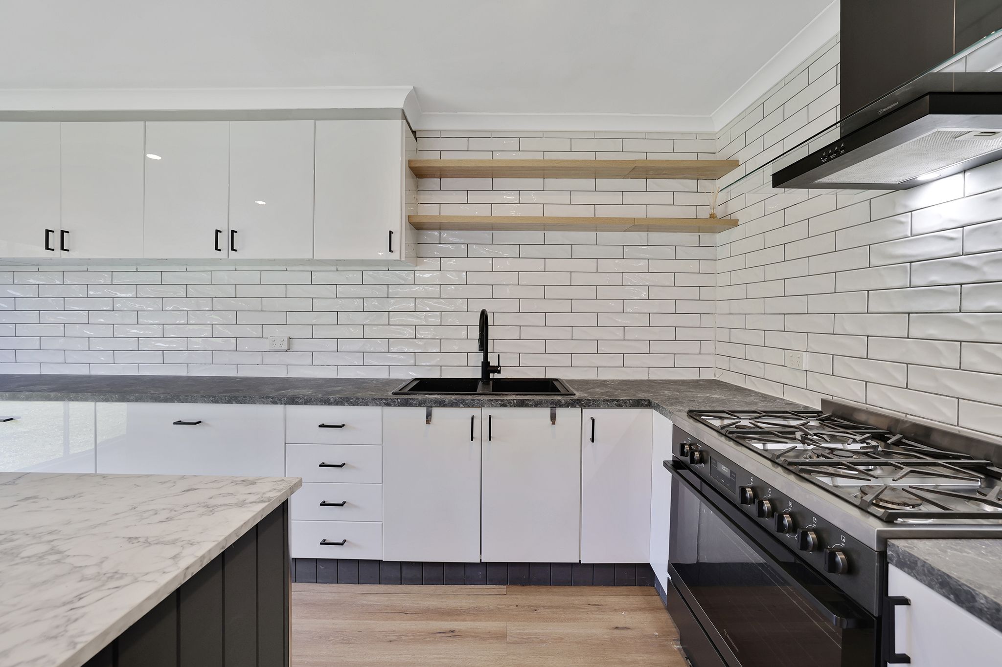 24 Eastern Avenue — photo 3 of 30