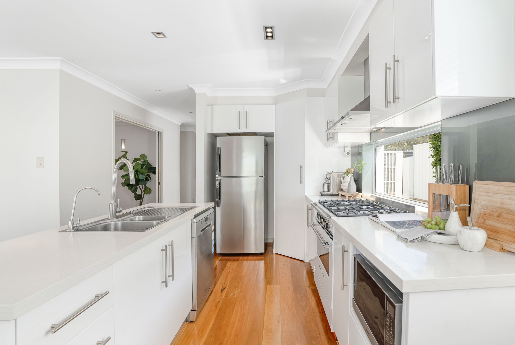 31 Christopher Place — photo 6 of 30
