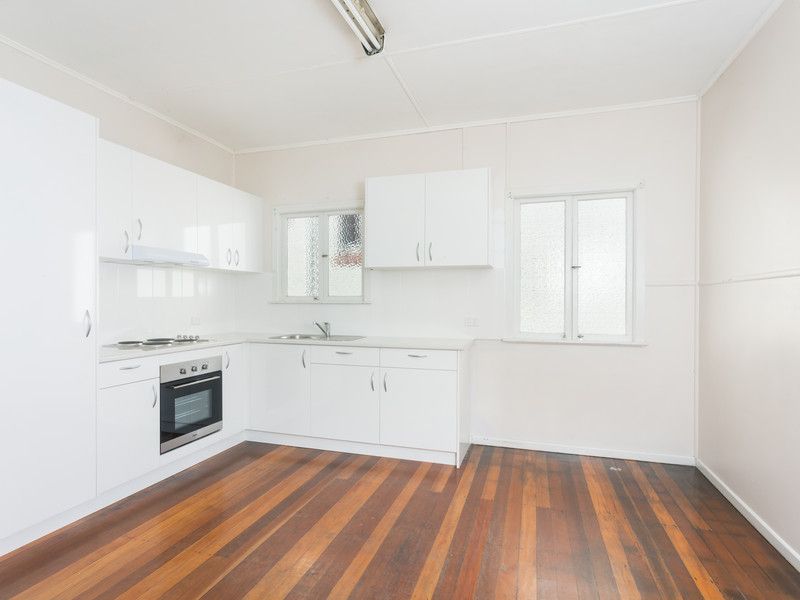 176 Milsom Street, Norman Park, QLD 4170