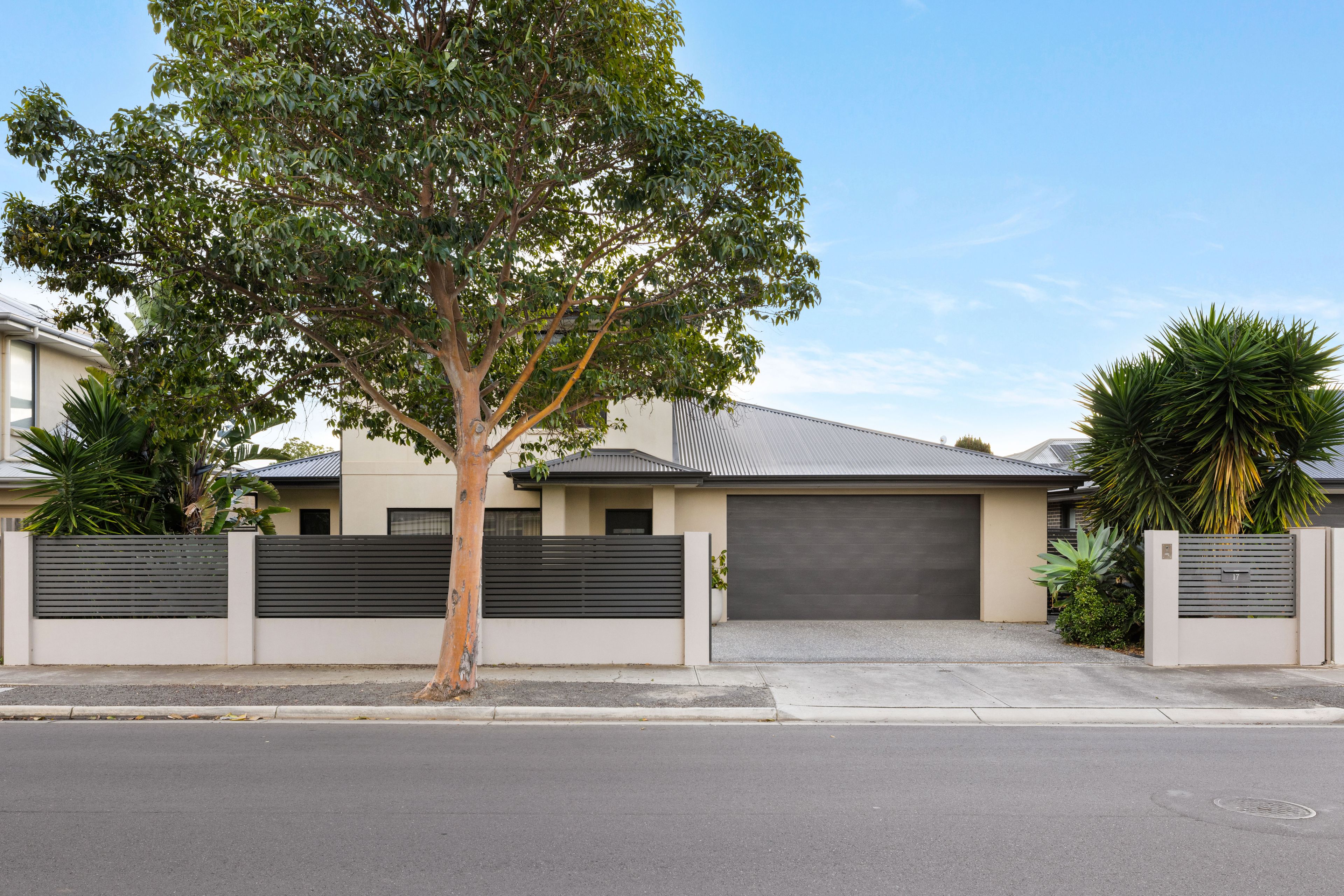 17 Whelan Avenue — photo 3 of 24