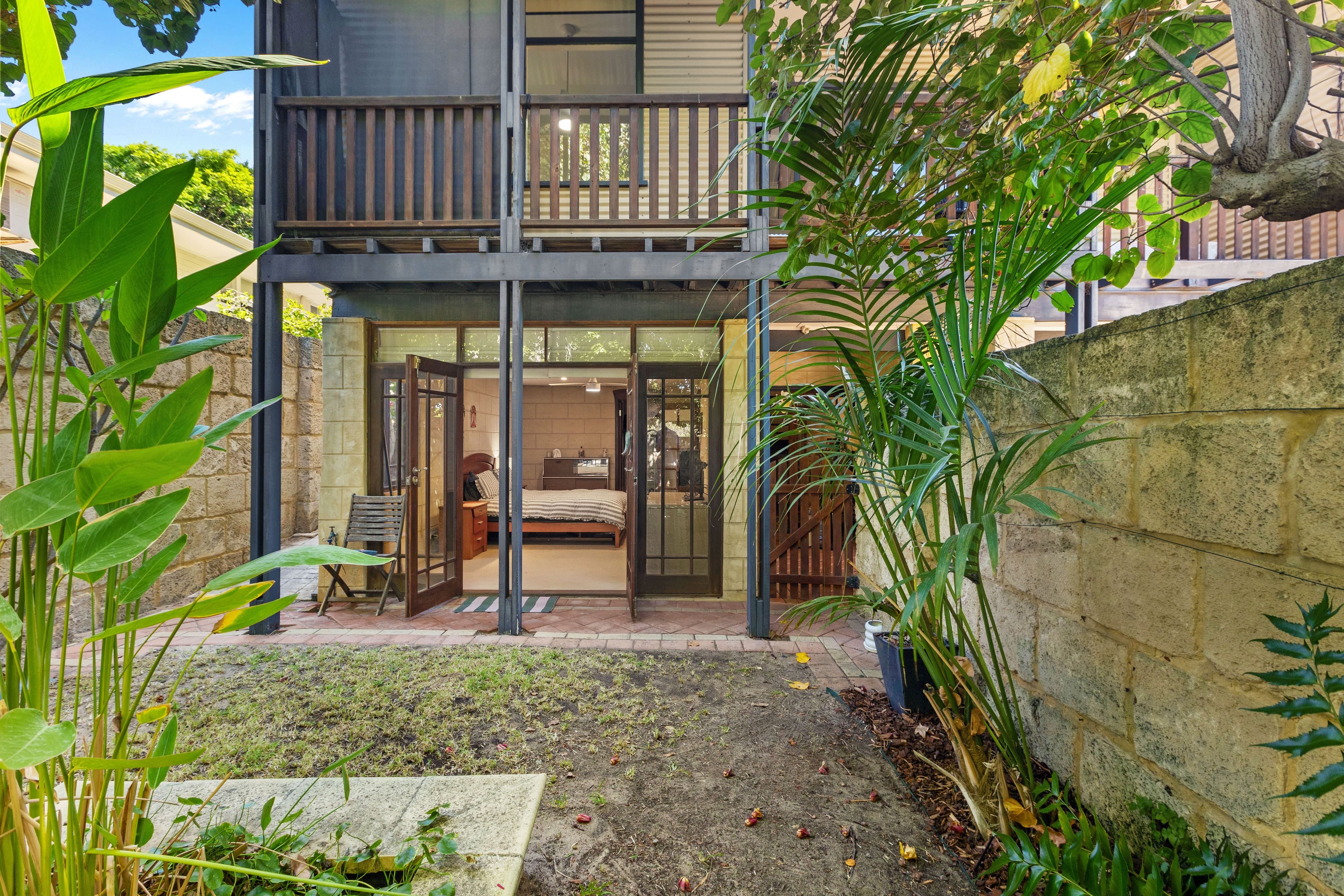 106 Kitchener Street, Trigg, WA 6029