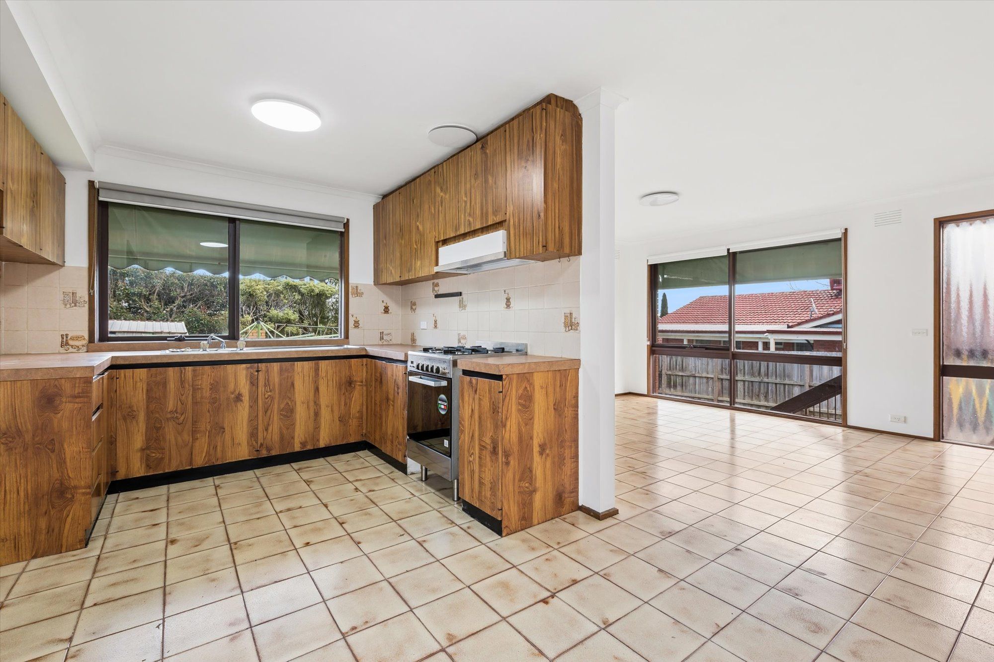 17 Wondalea Crescent, Wantirna, VIC 3152