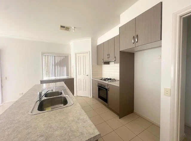 8 Foote Place, Whyalla Stuart, SA 5608