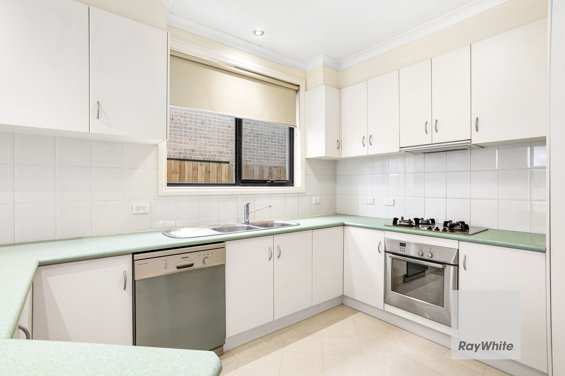 4 Millers Road — photo 3 of 12