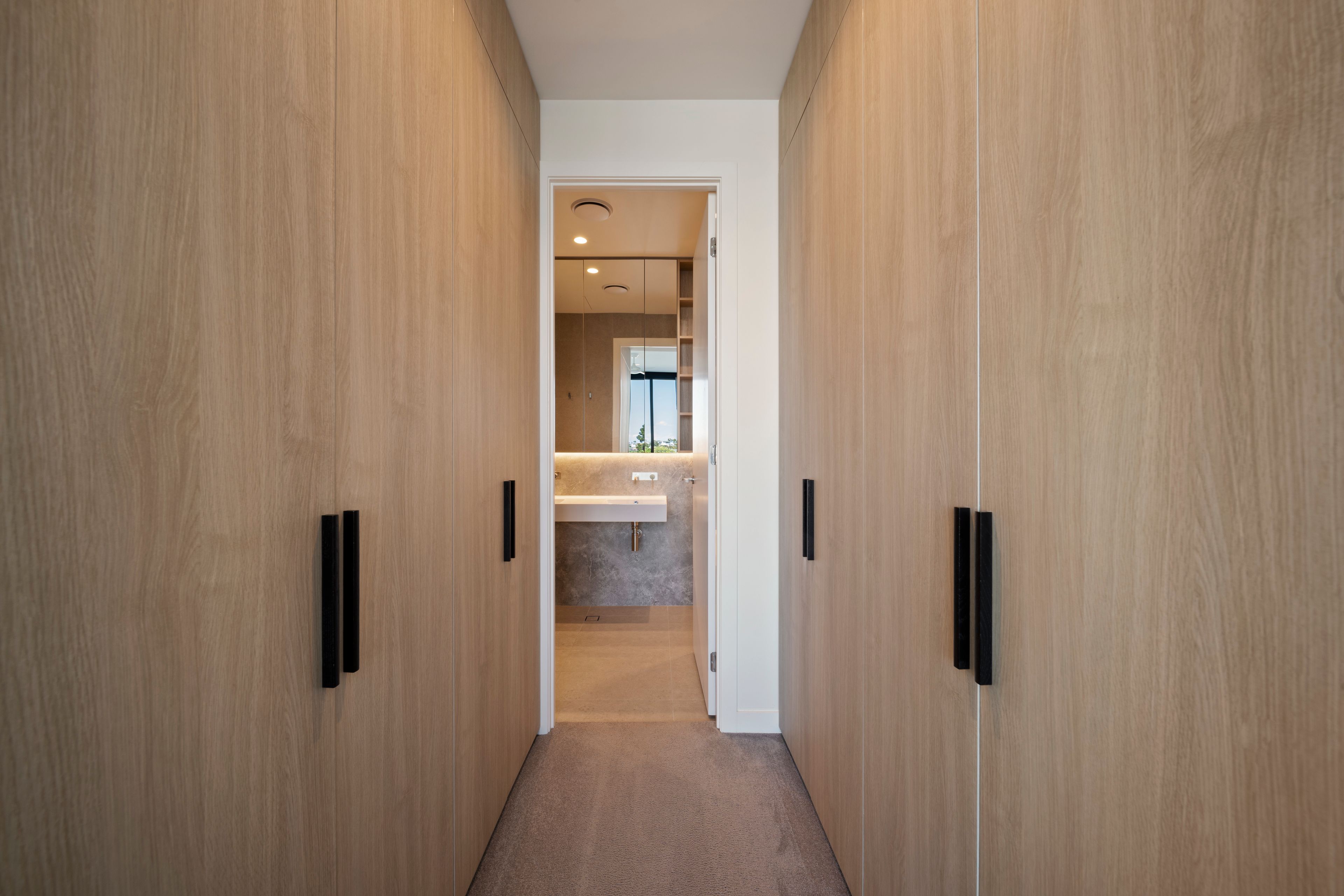 301/20 Edmondstone Street — photo 12 of 30