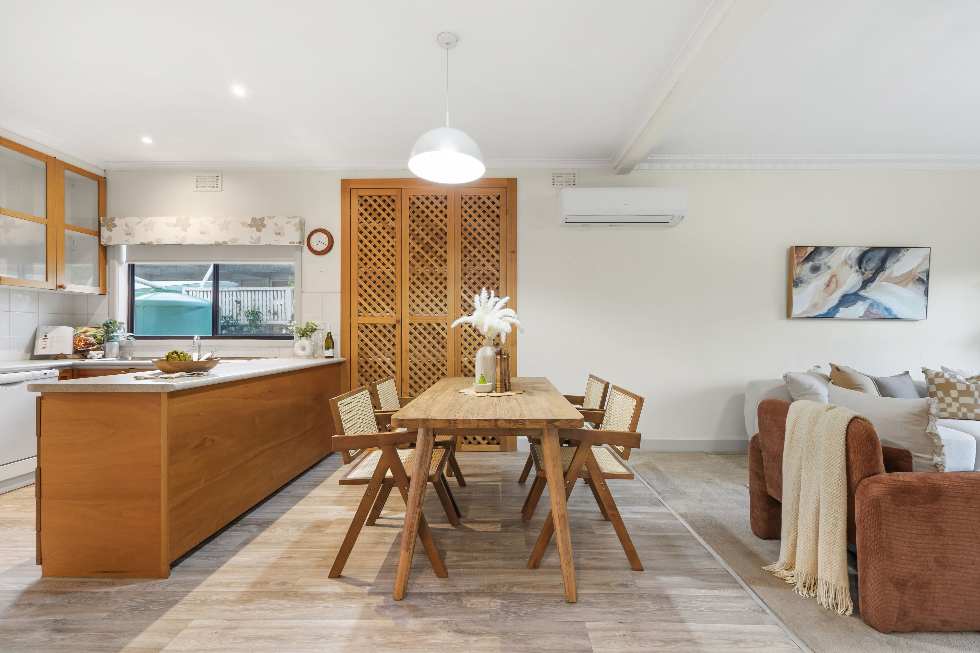 705 La Trobe Street — photo 5 of 27