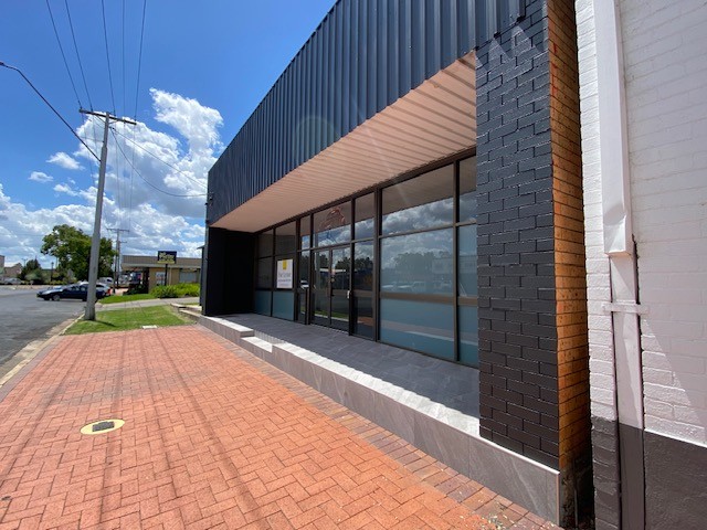 213 - 215 Byron Street, Inverell, NSW 2360