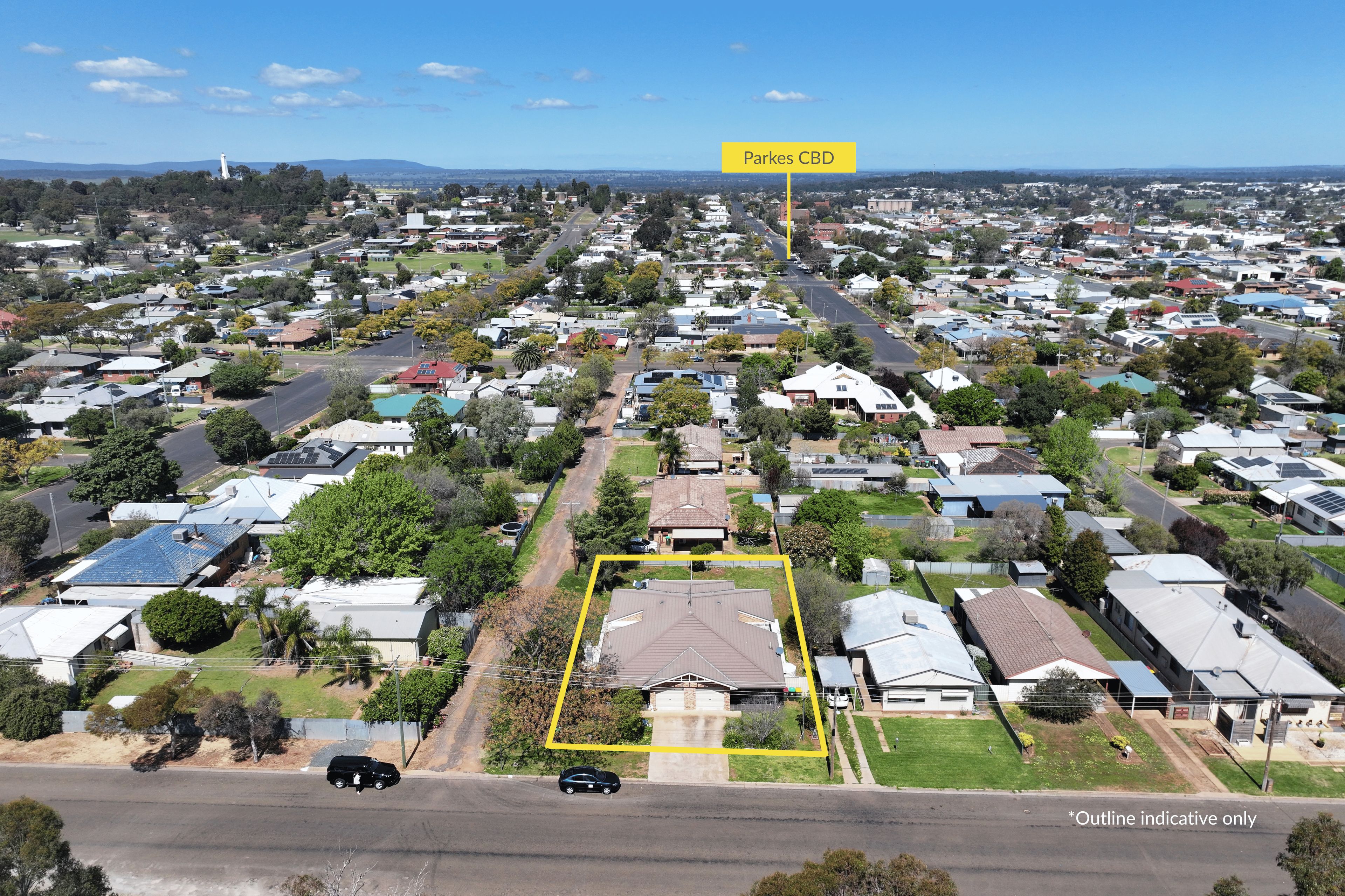 27 & 27a Wentworth Street — photo from Ray White Parkes